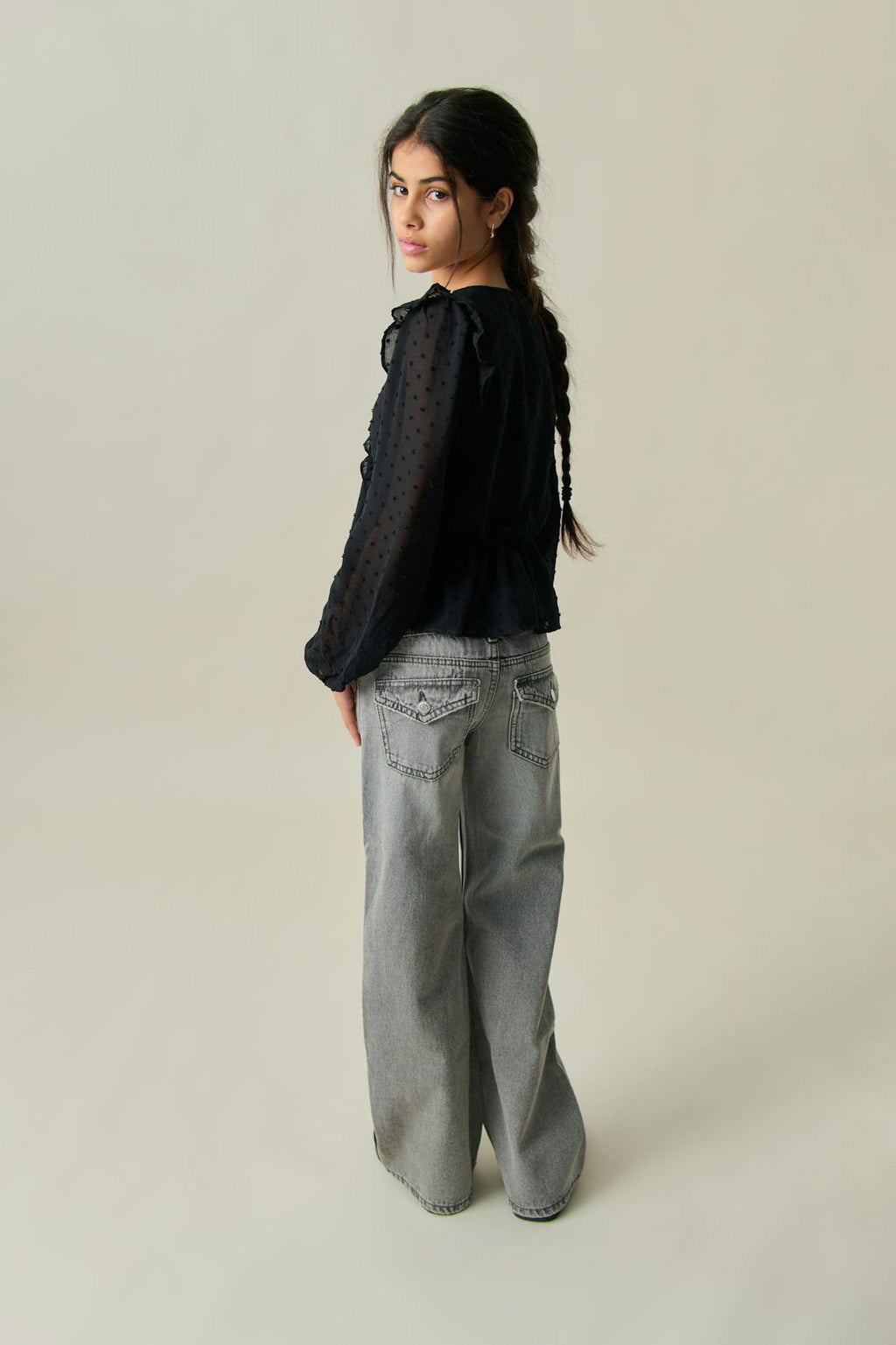 Y frill v blouse