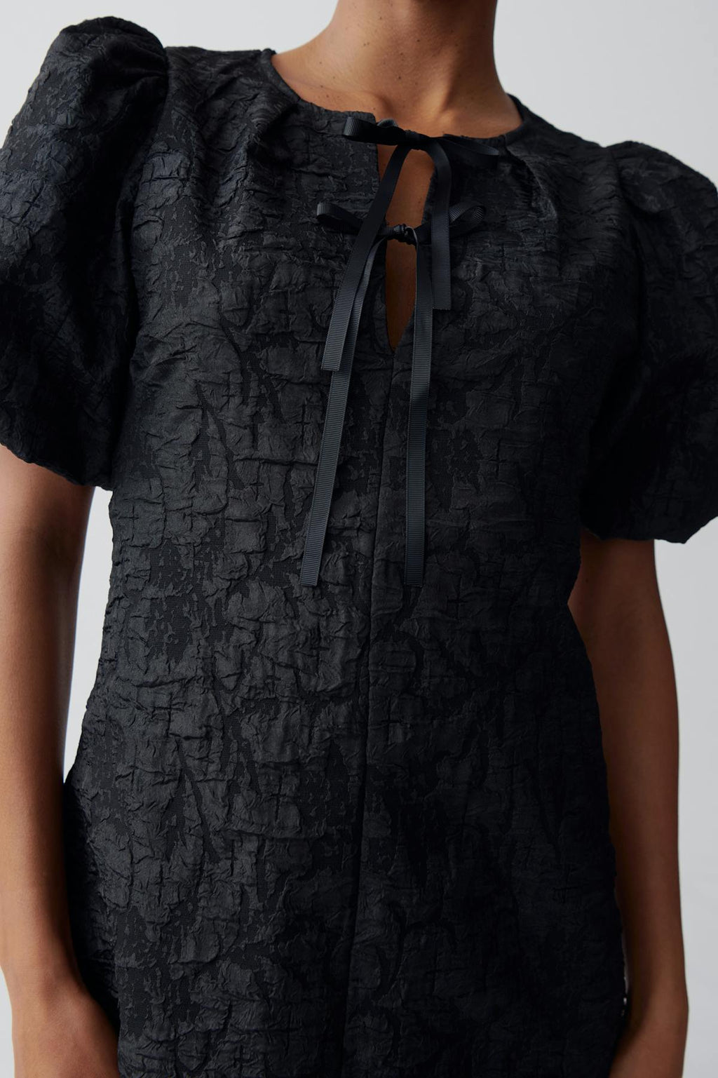 brocade puff sleeve dress