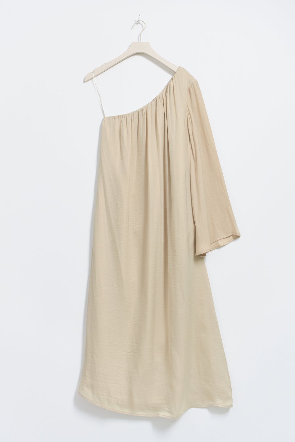 Fluid oneshoulder dress