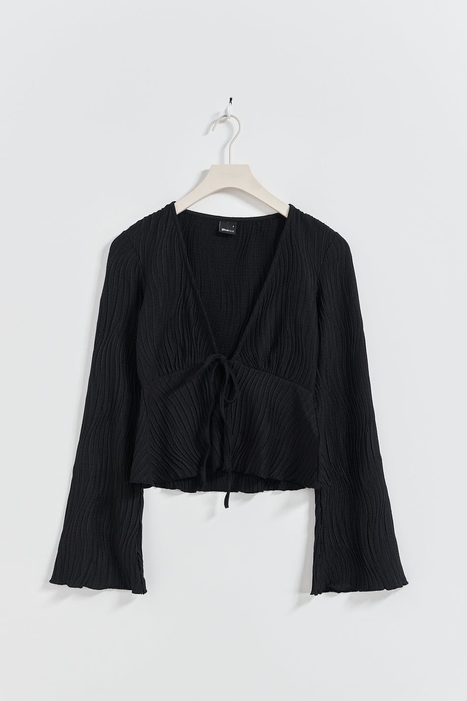 Tie front top
