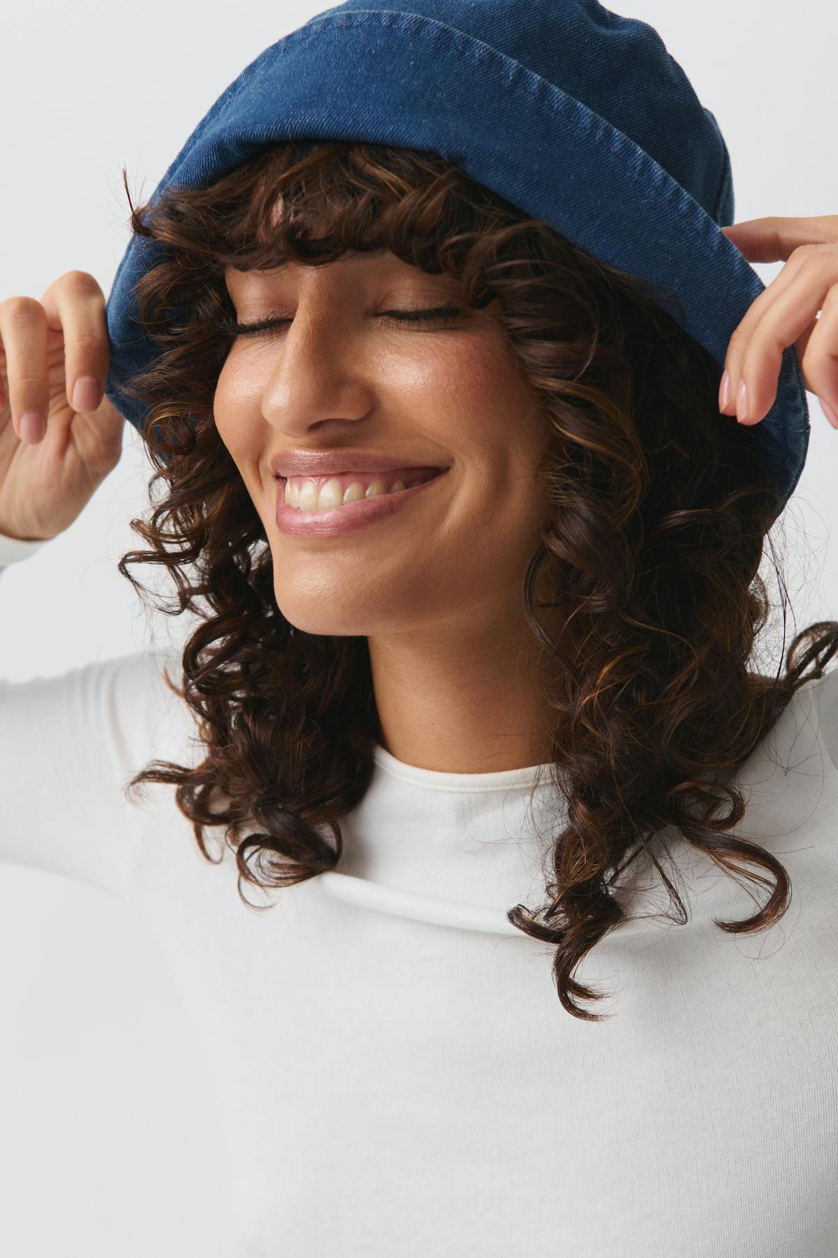 Denim bucket hat