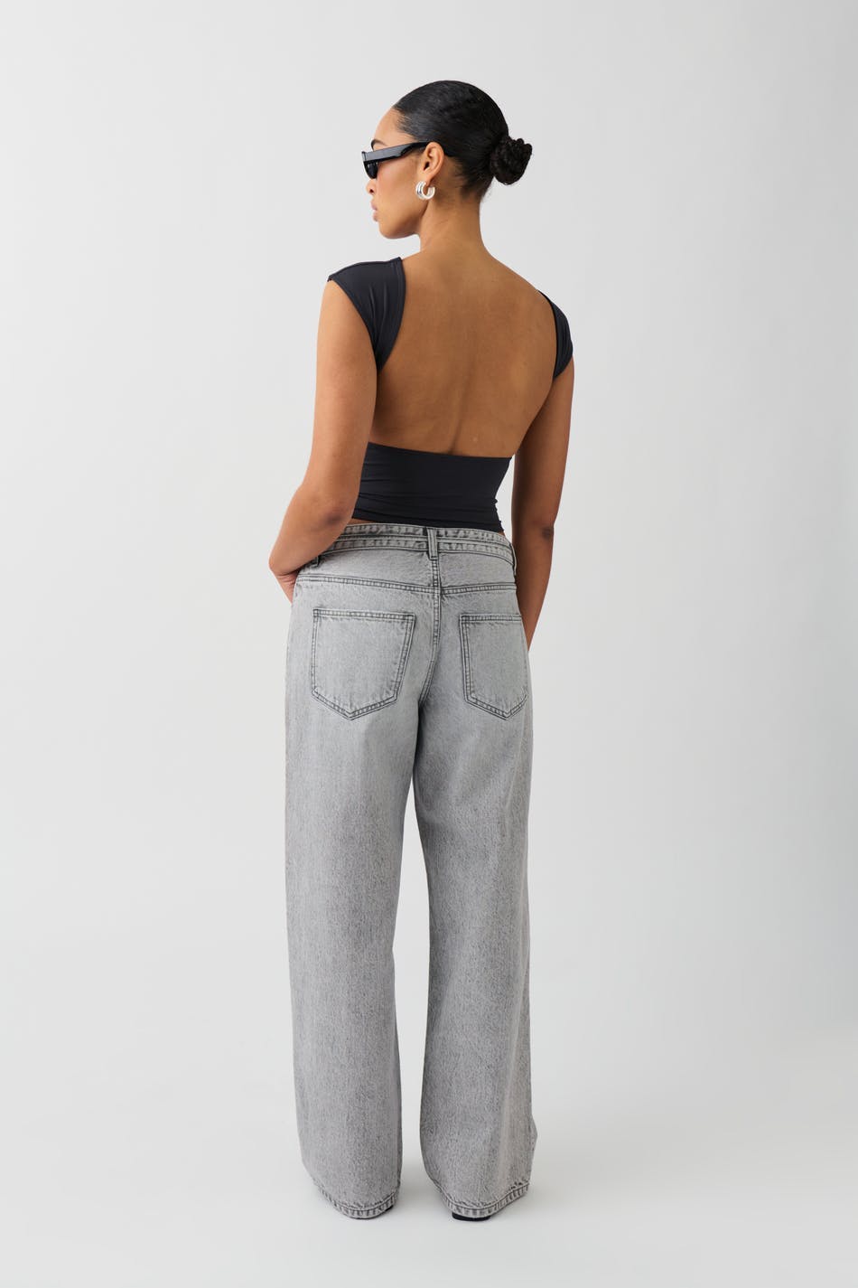 Tie waist baggy jeans