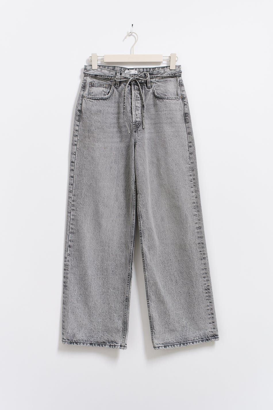 Tie waist baggy jeans