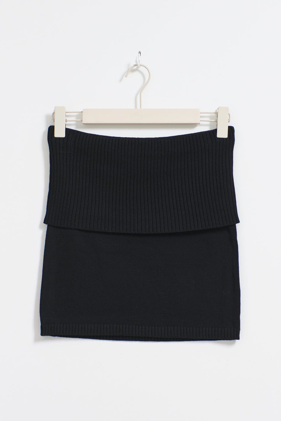 Knitted folded down skirt