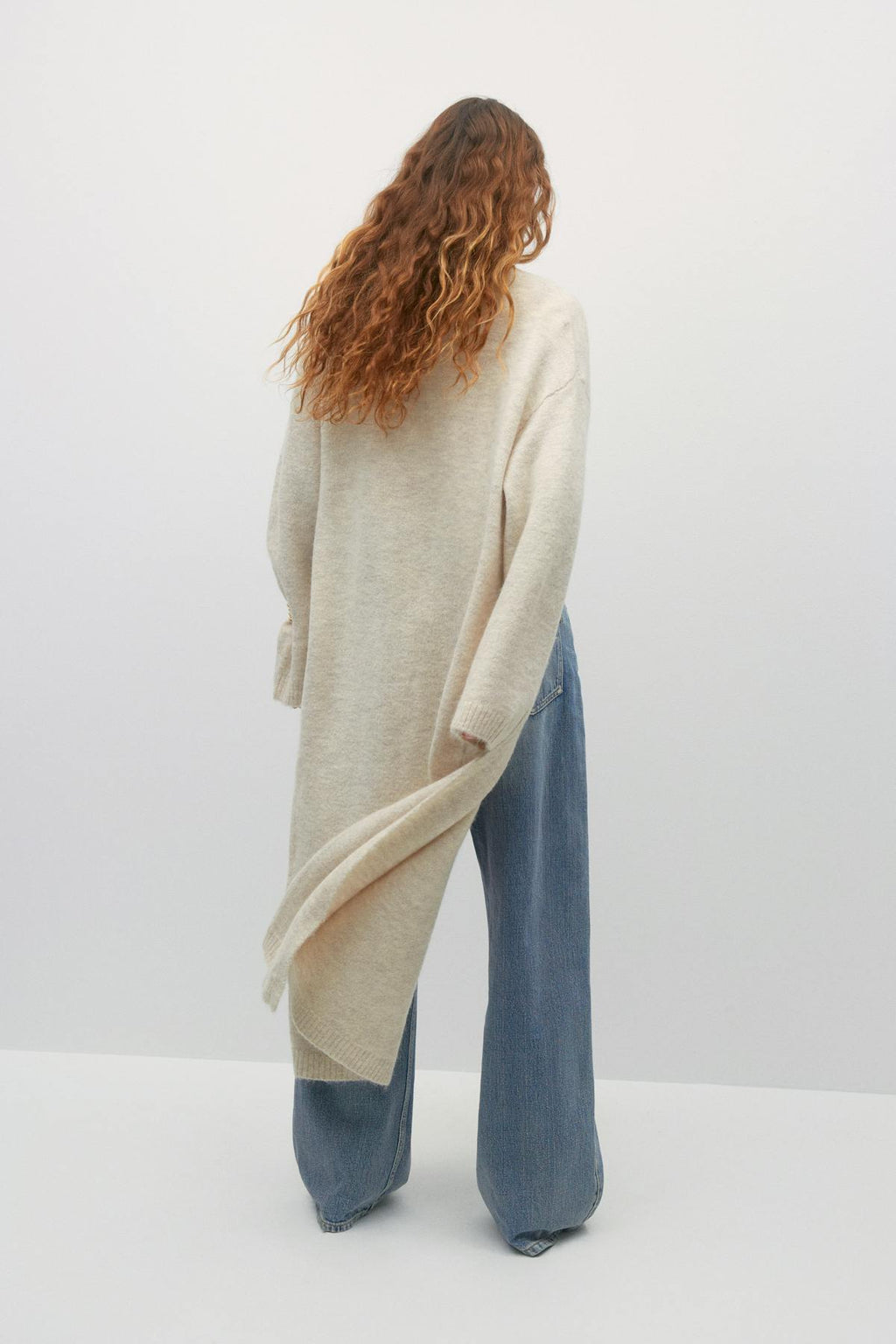 Long knitted cardigan