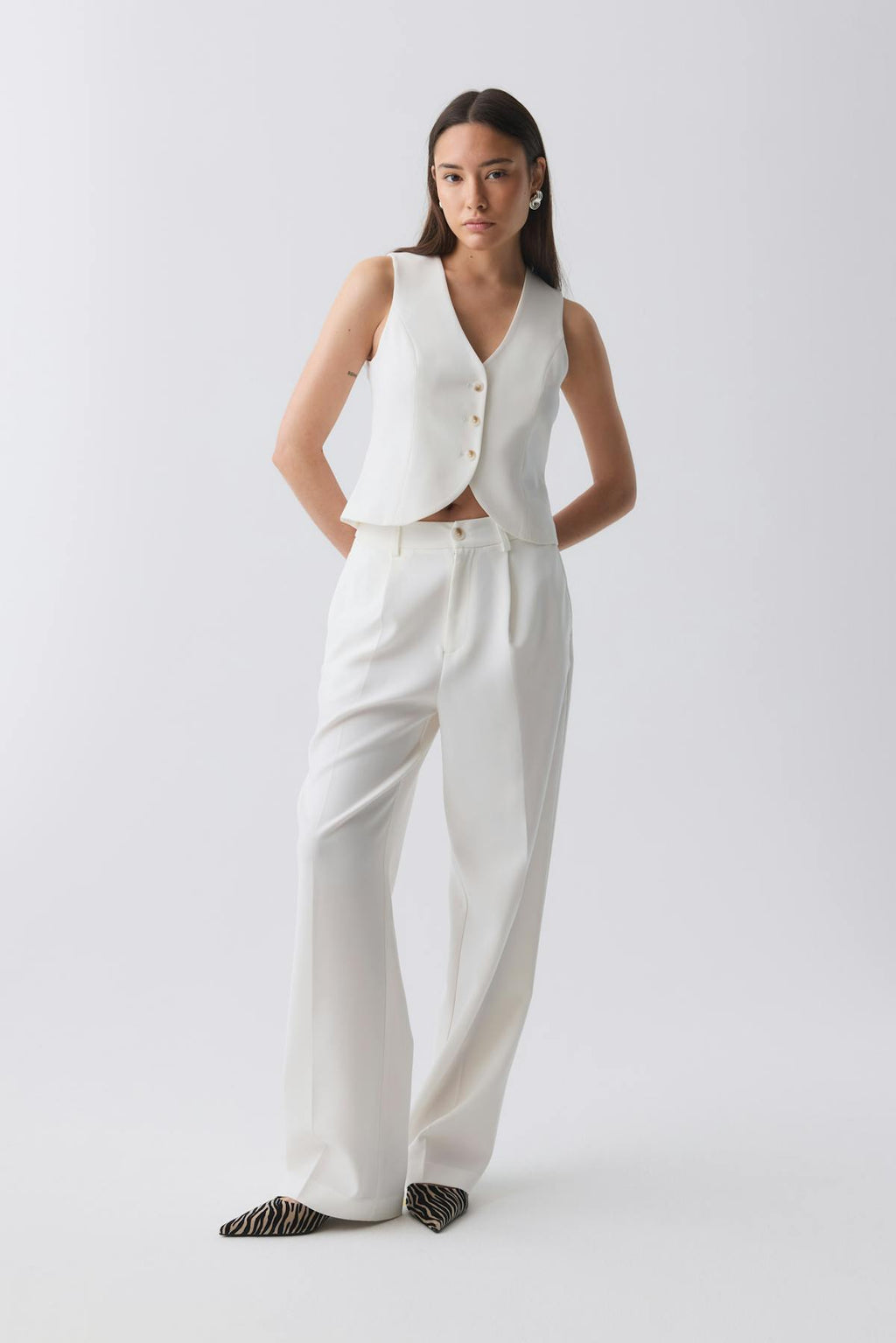 Tailored wide trousers