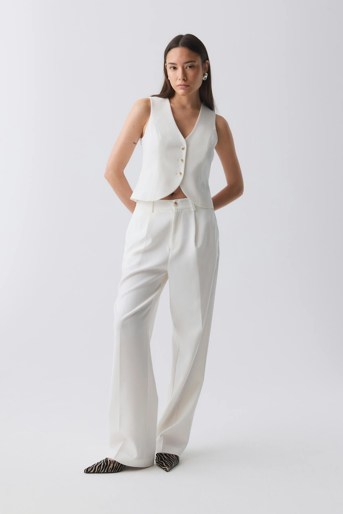 Tailored wide trousers