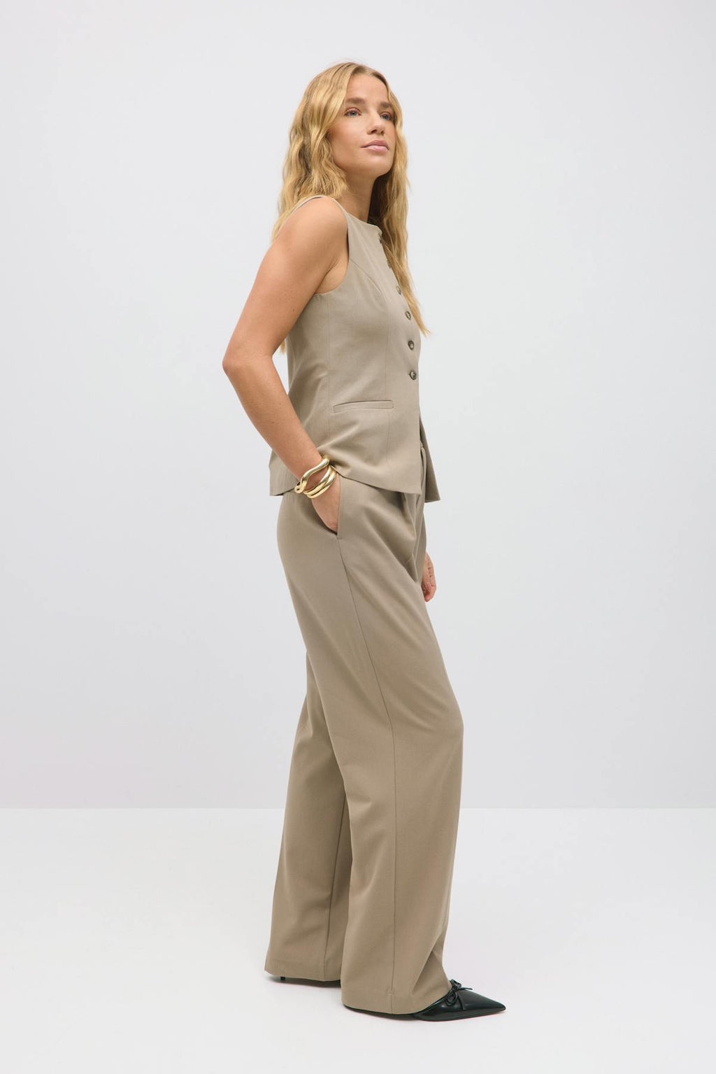 Tailored wide trousers