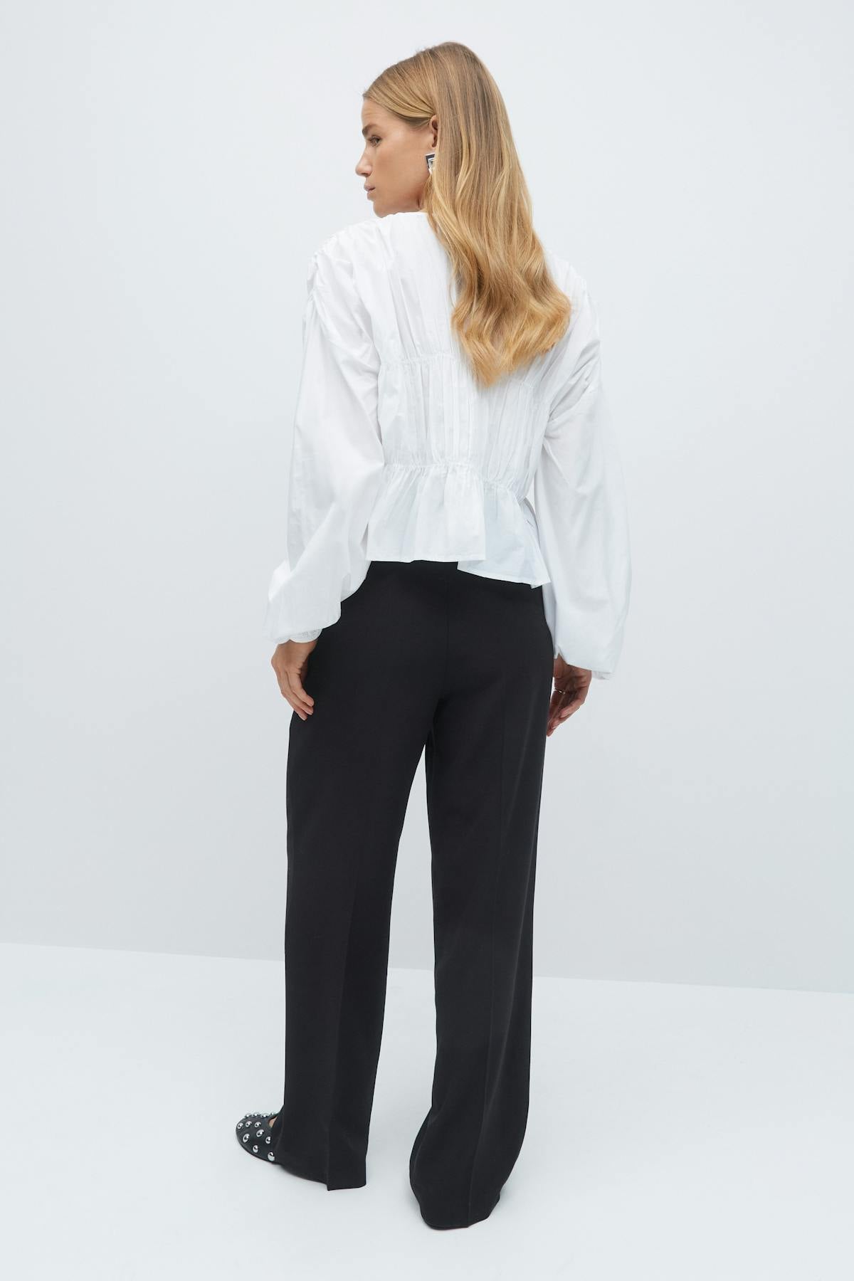 Tailored wide trousers