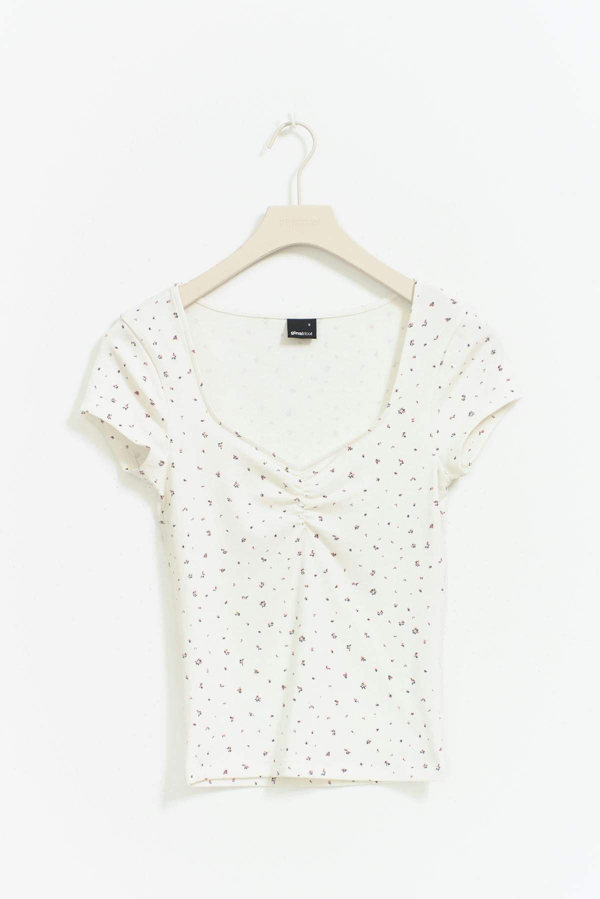 Scrunch detail top