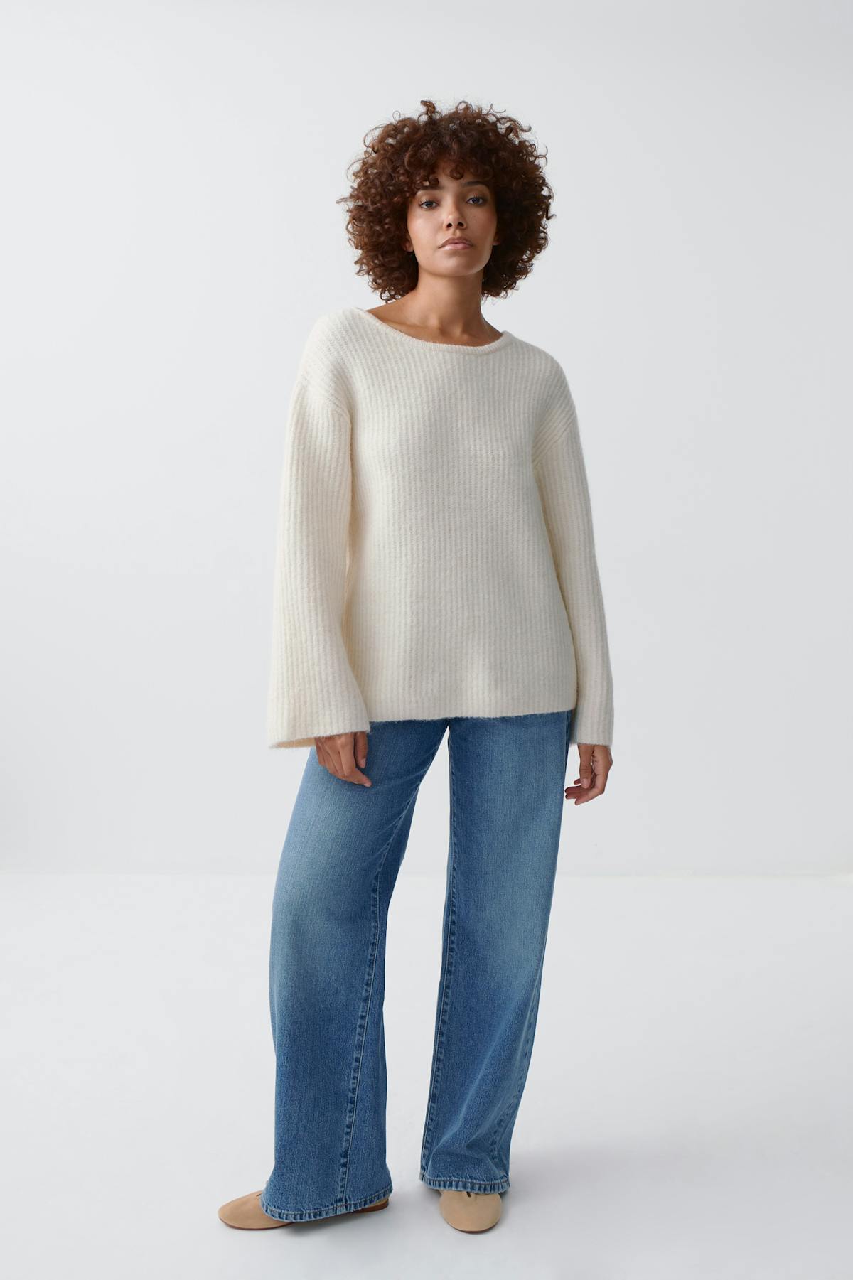 Knitted bow sweater