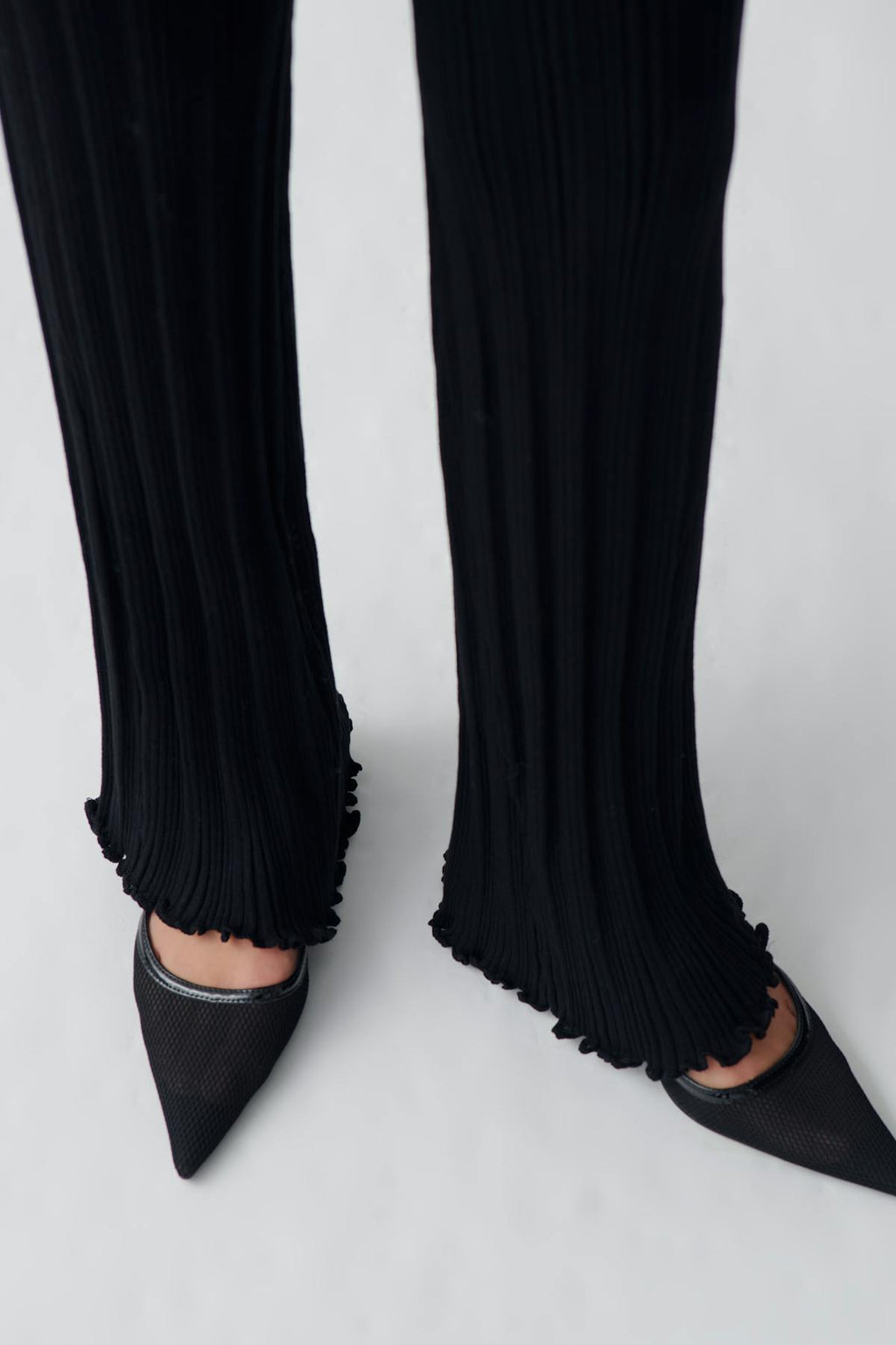Knitted babylock trousers