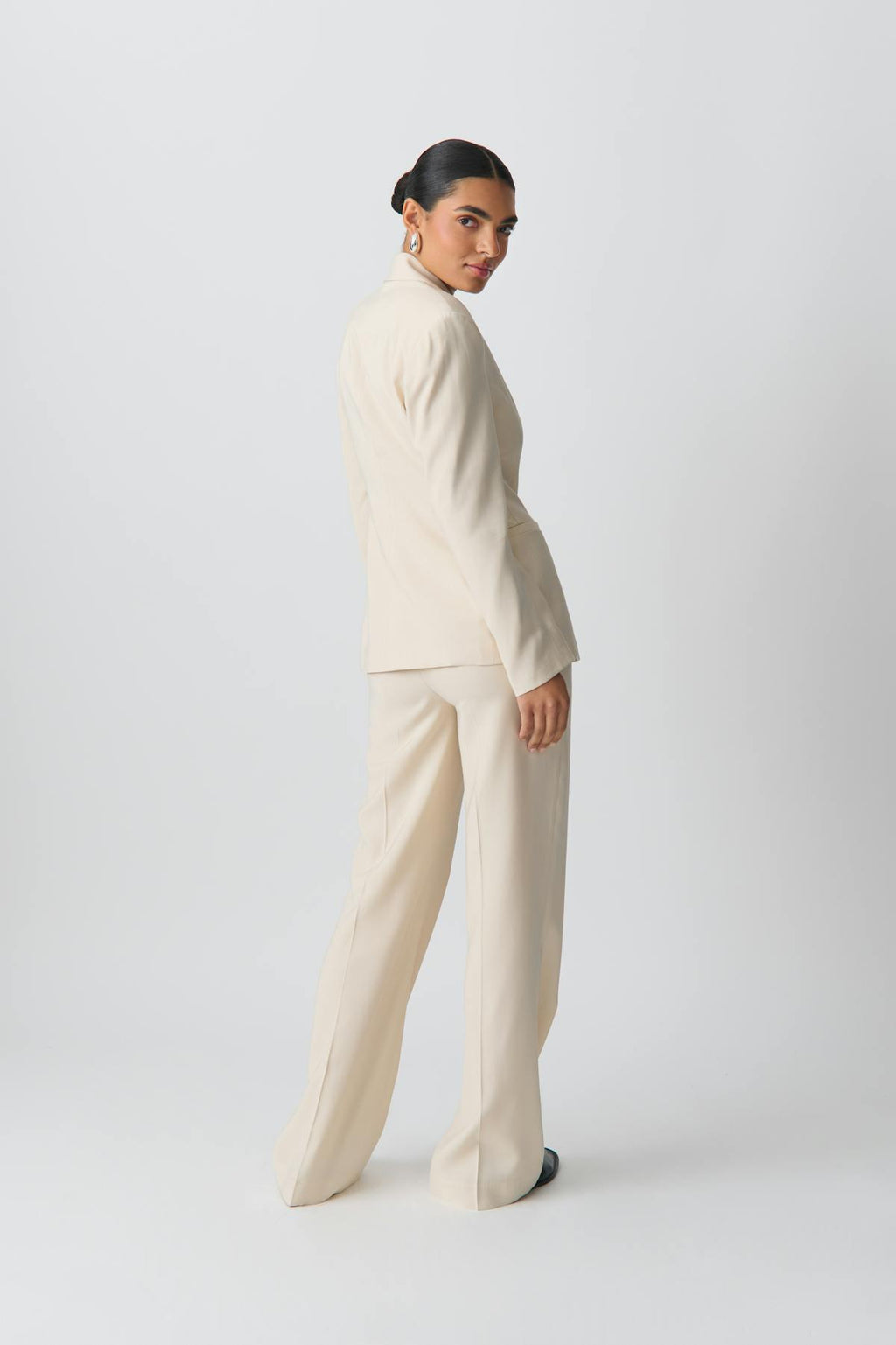 Straight viscose trousers