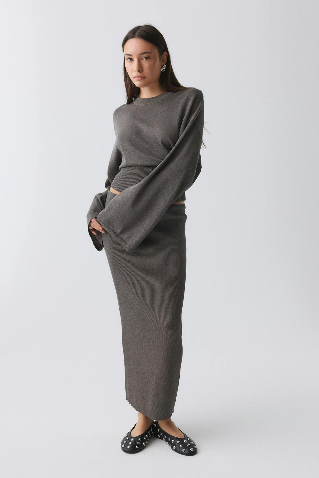 Knitted metallic skirt