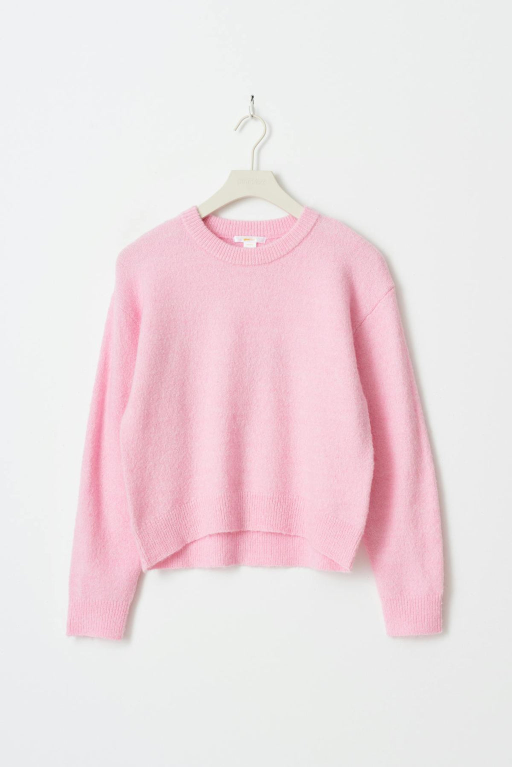 y knitted sweater