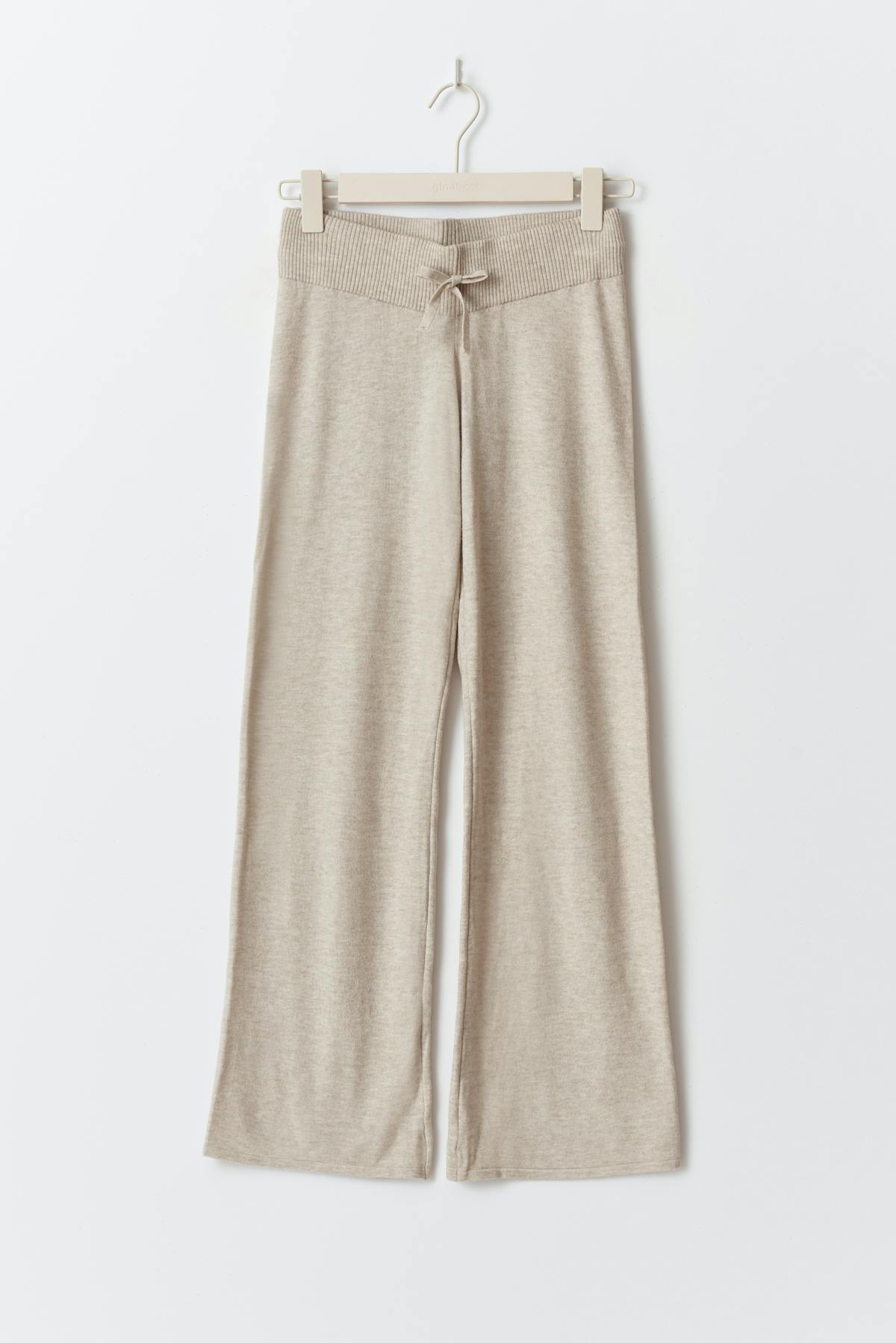 y soft knitted pants