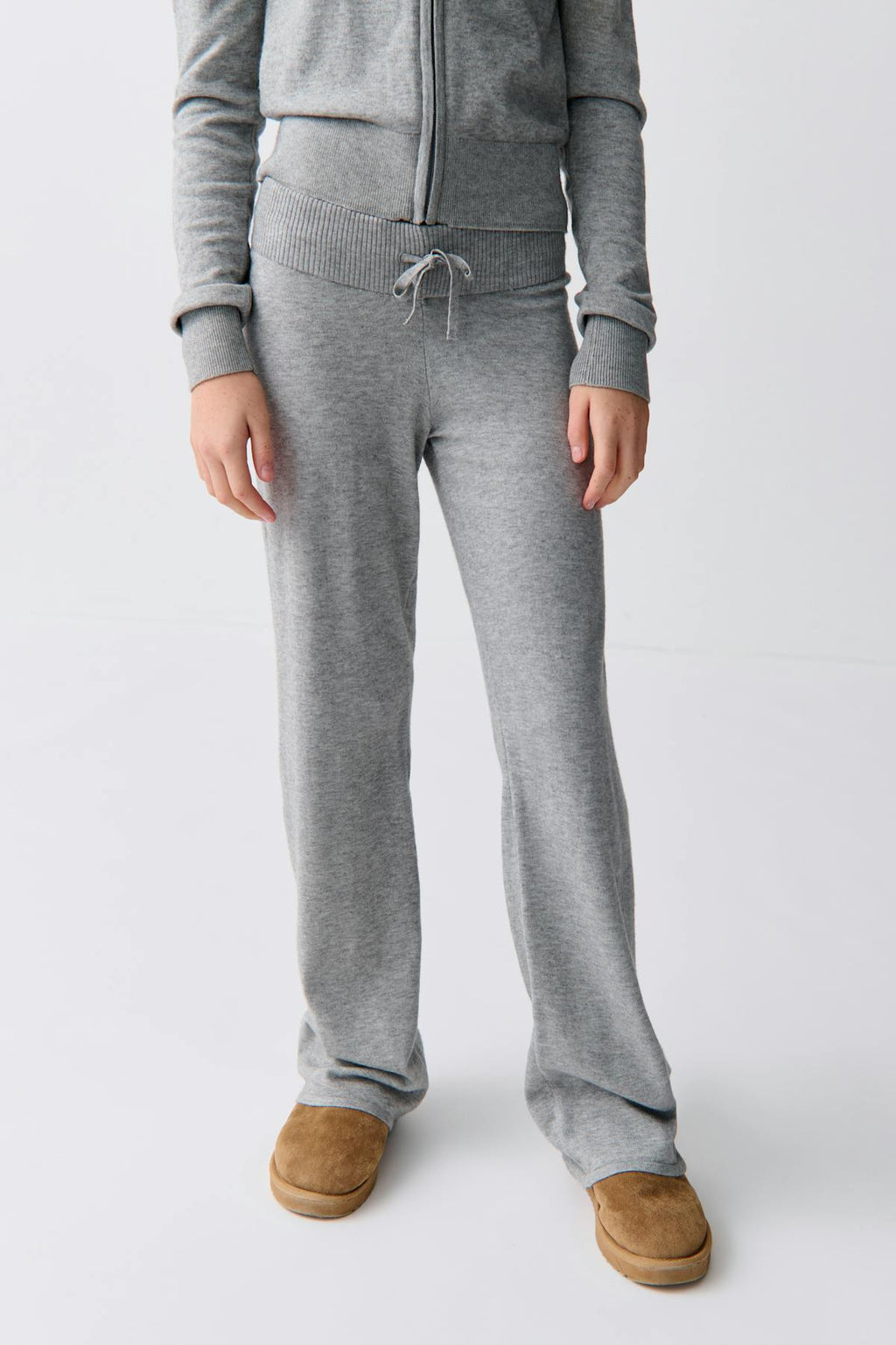 y soft knitted pants