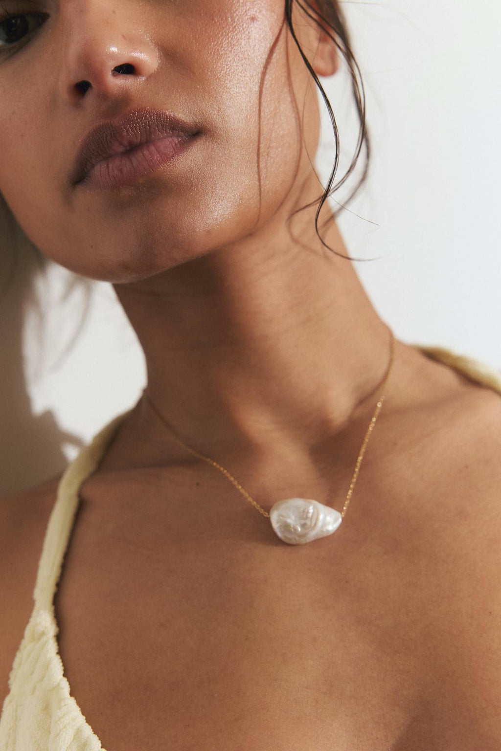 Natural pearl necklace