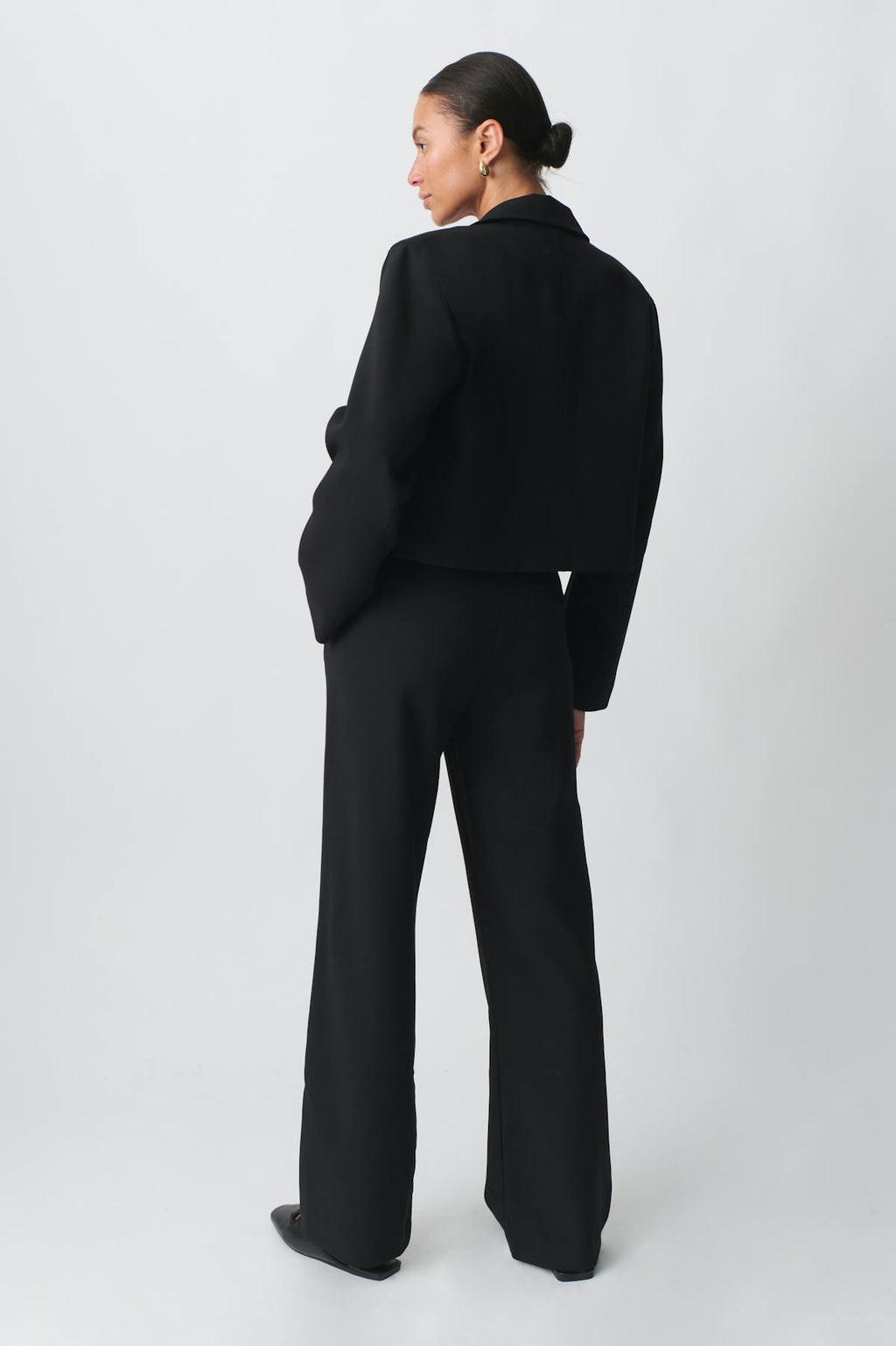Straight regular trousers