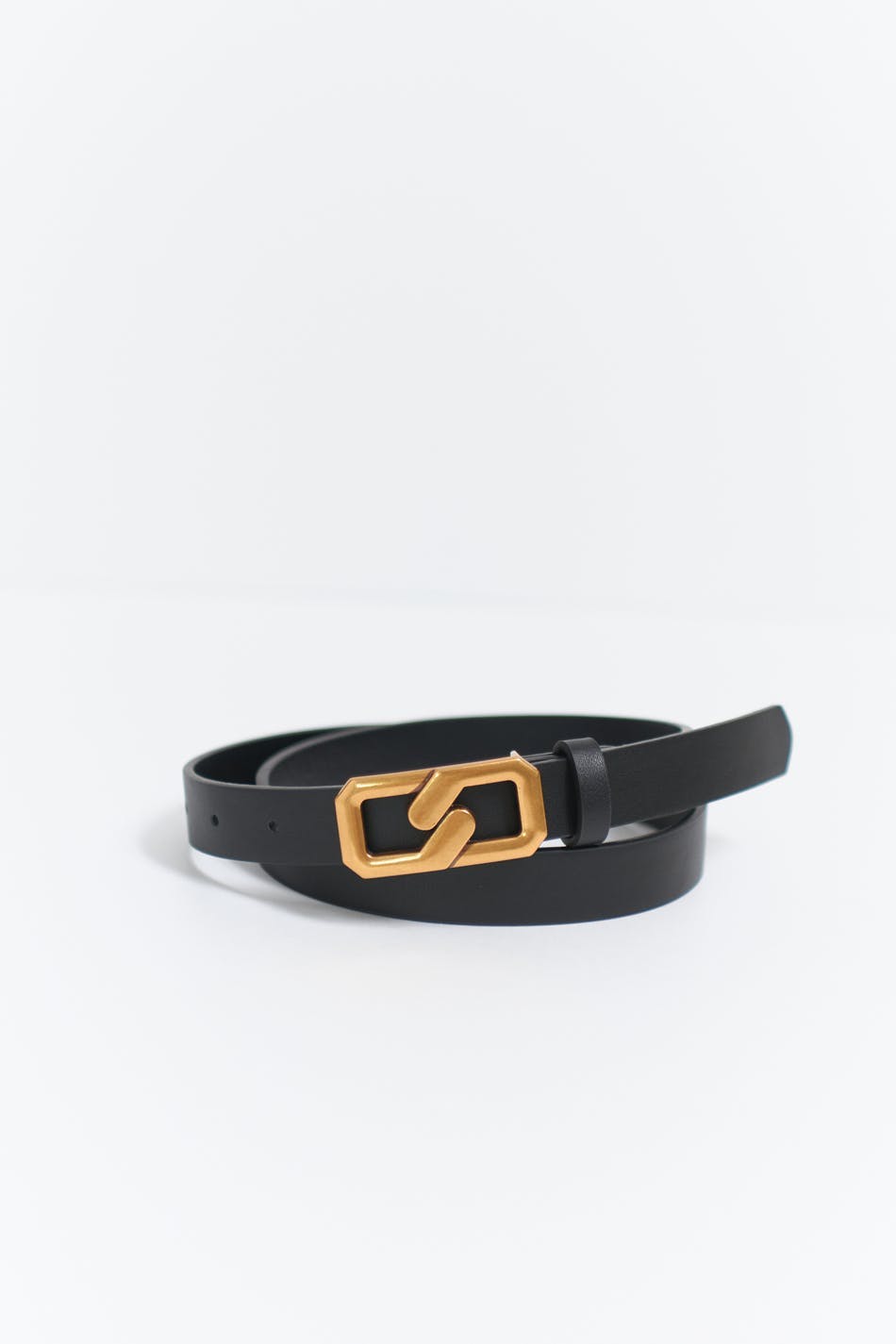 Chain bucle belt