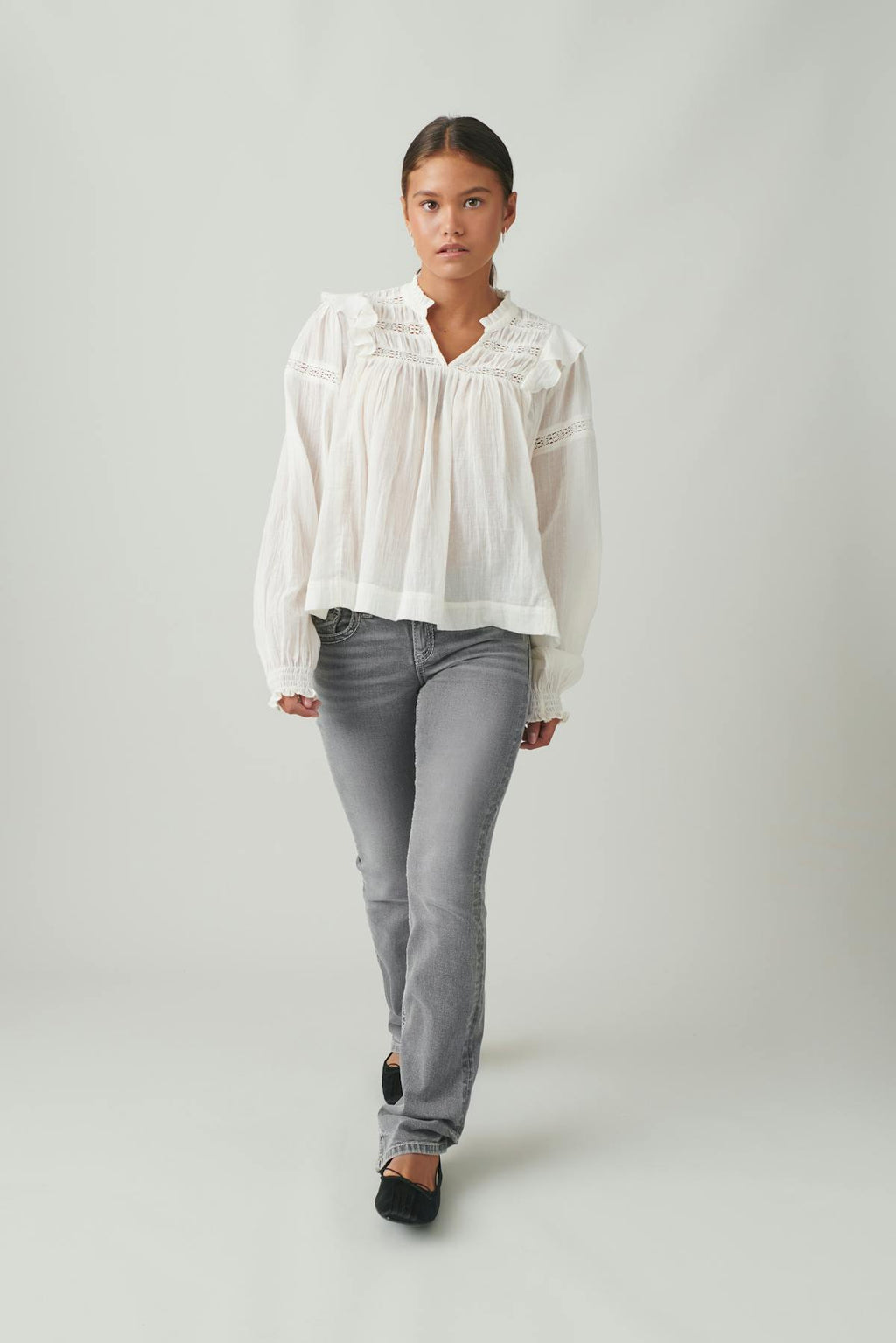 Embroidery jeans