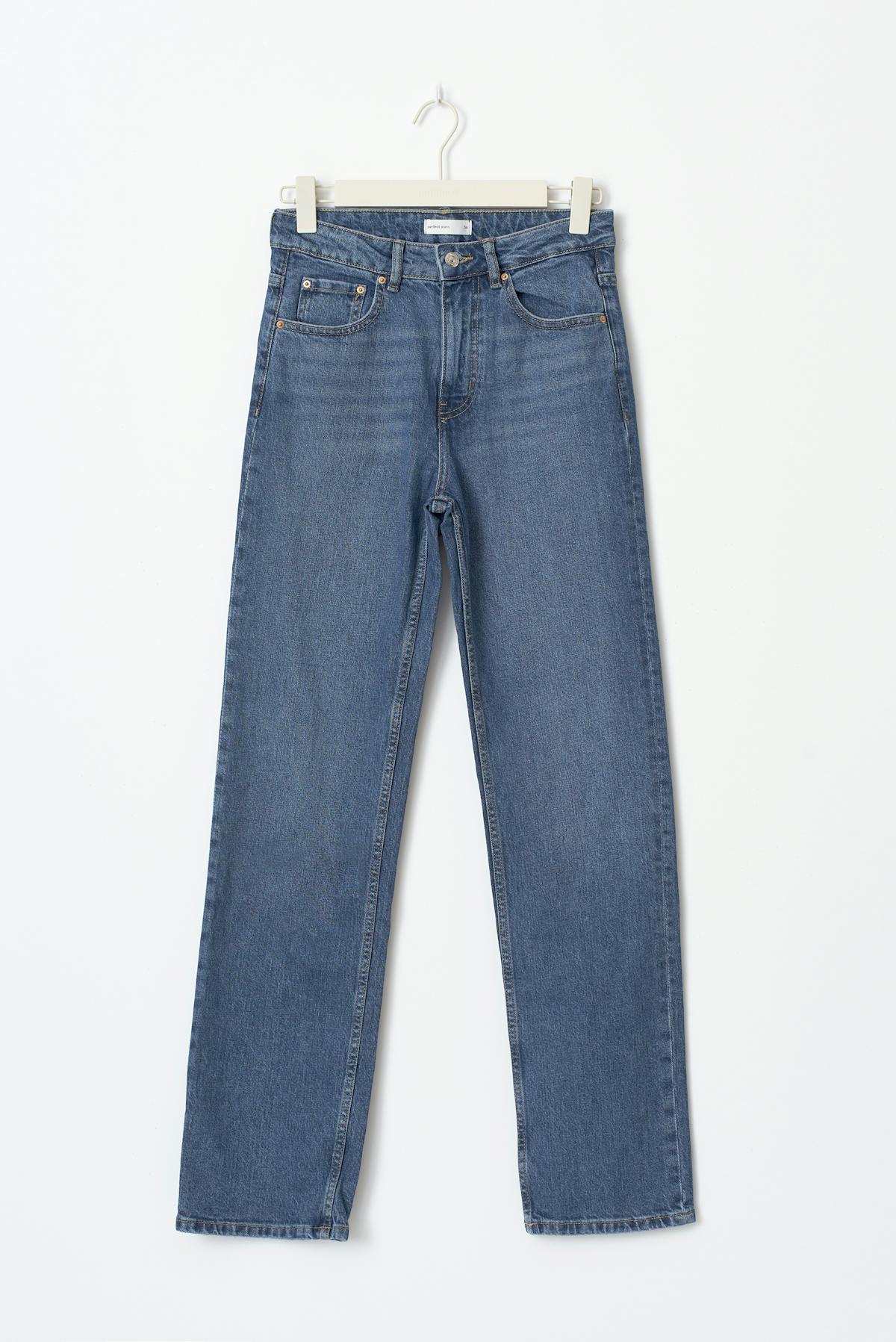 Mid straight petite jeans