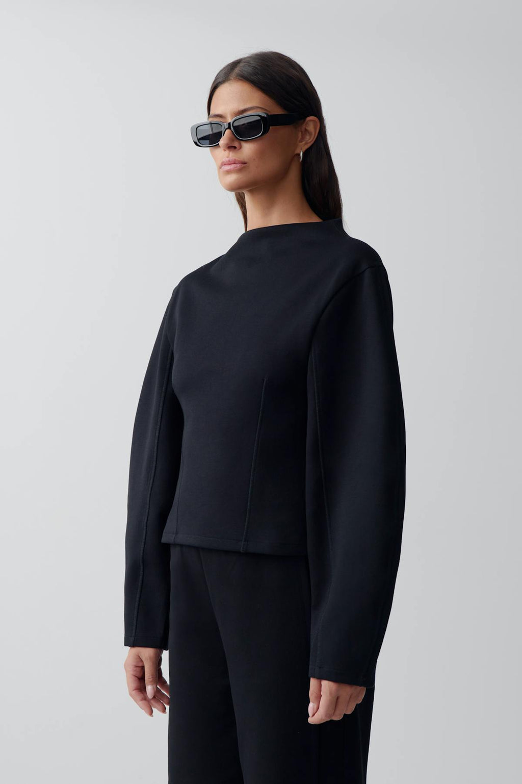 Funnel neck top