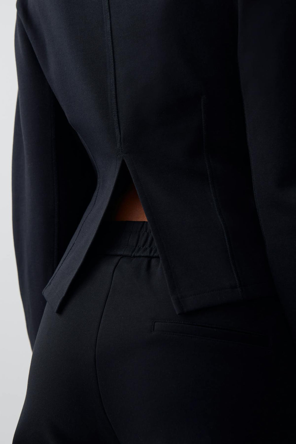 Funnel neck top