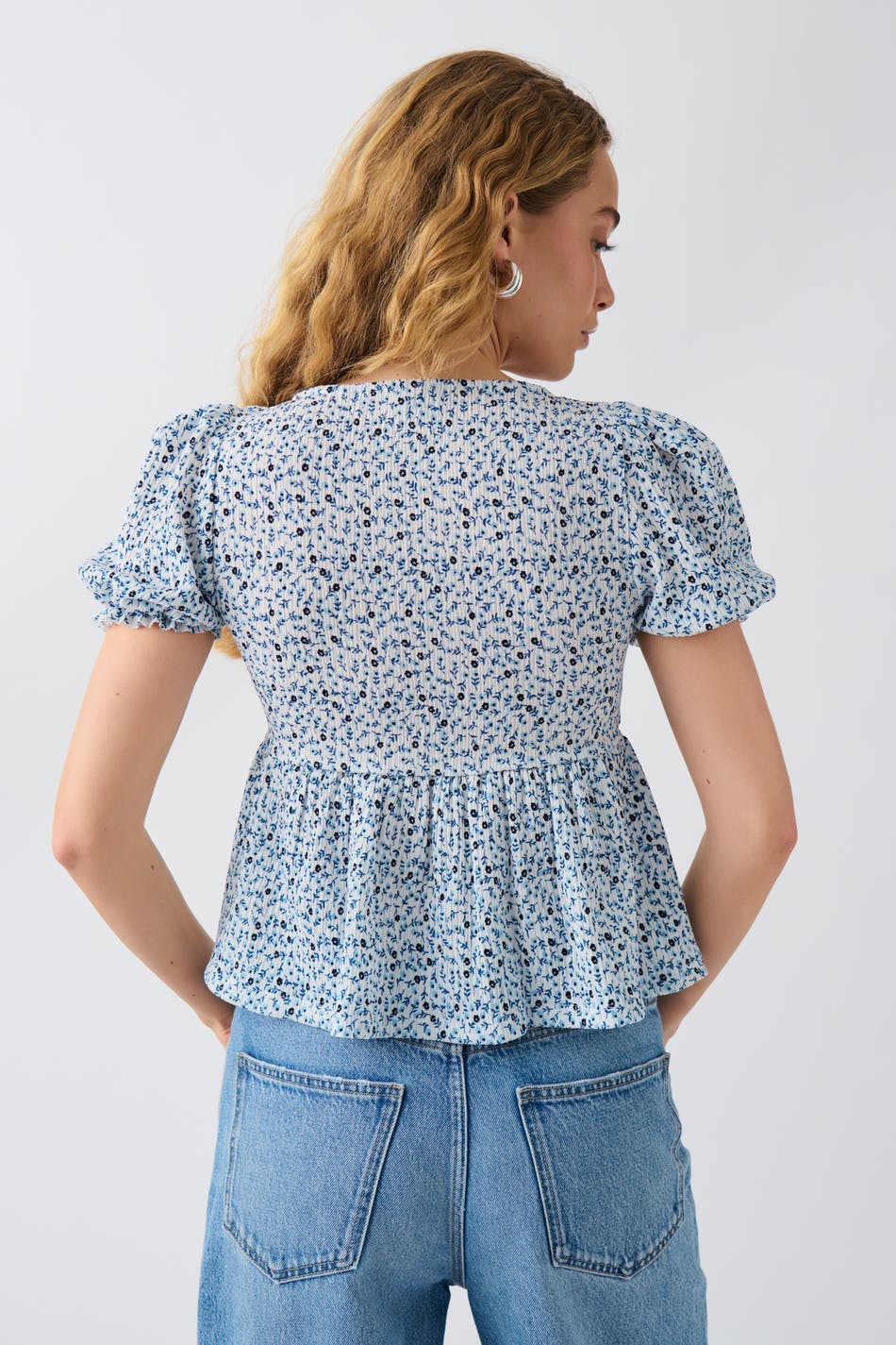 Tie front top