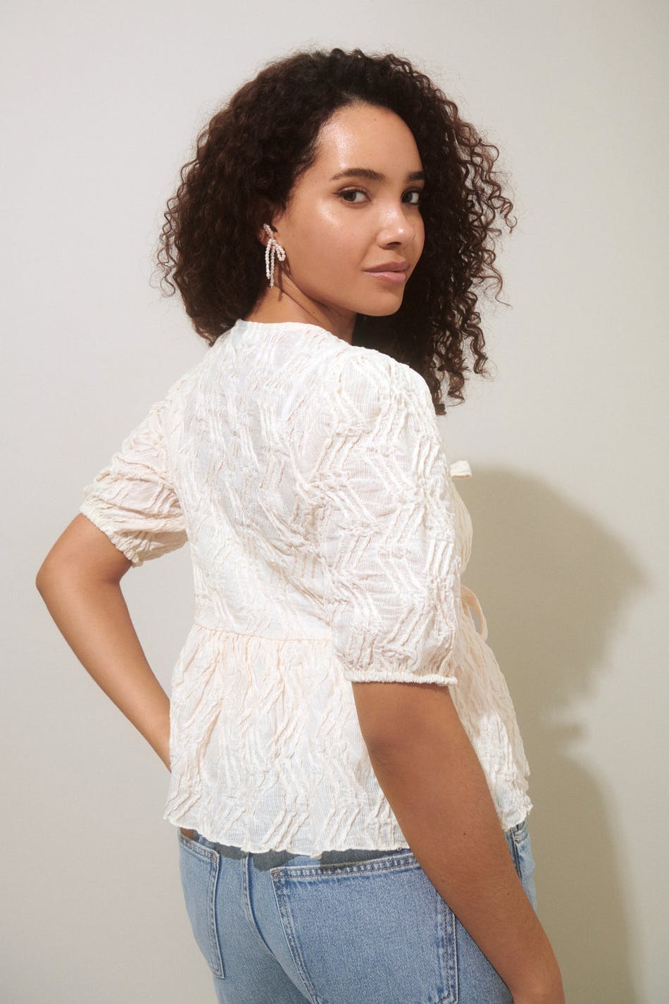 Puff sleeve blouse