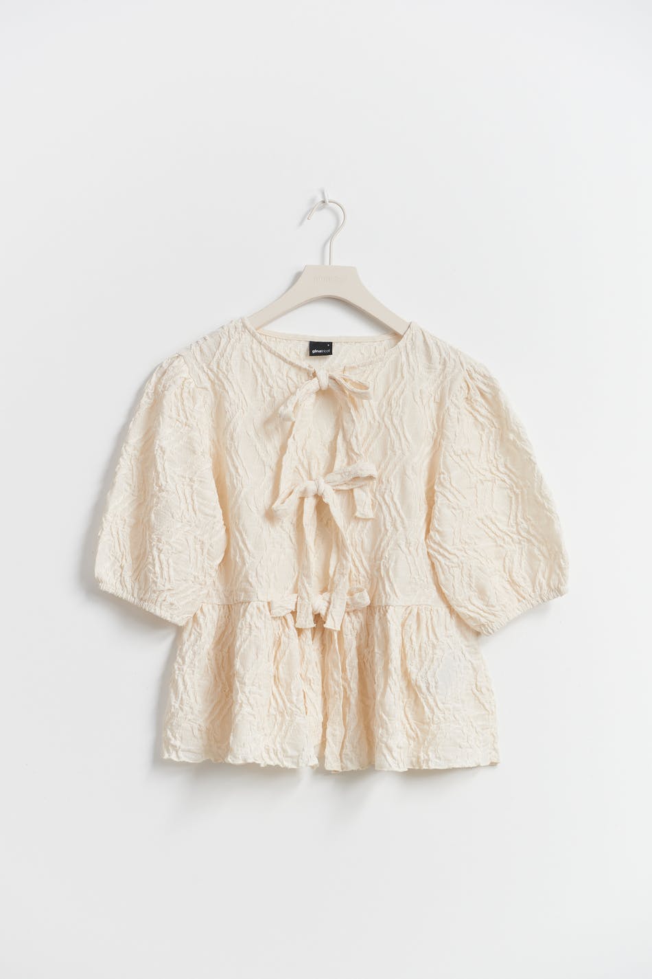 Puff sleeve blouse