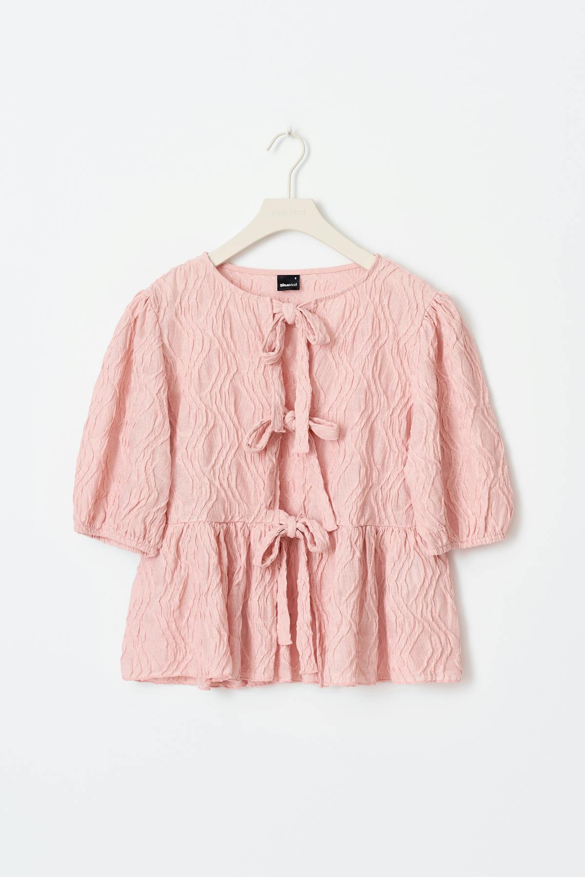 Puff sleeve blouse