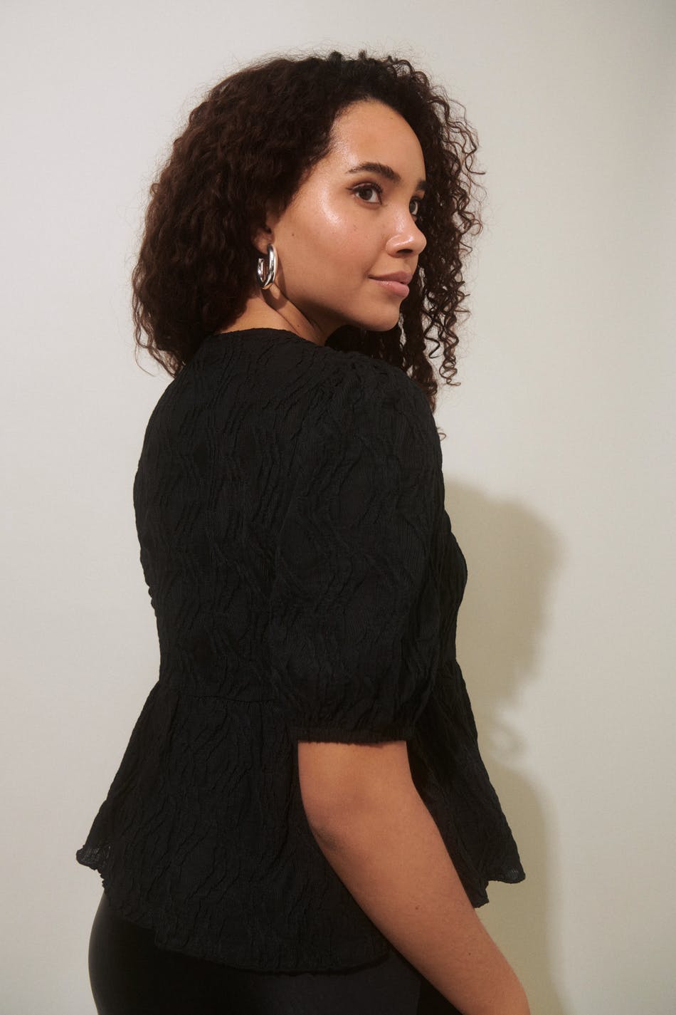 Puff sleeve blouse