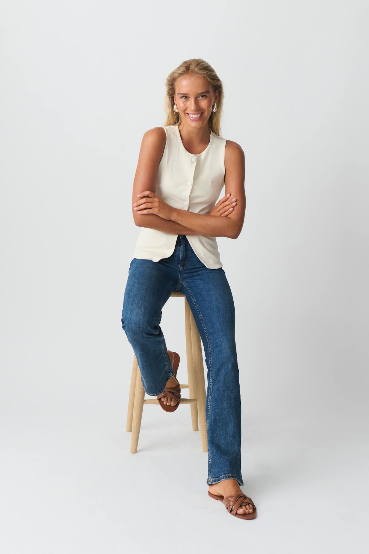 Low waist bootcut jeans