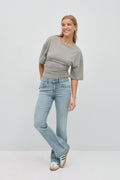 Low waist bootcut jeans