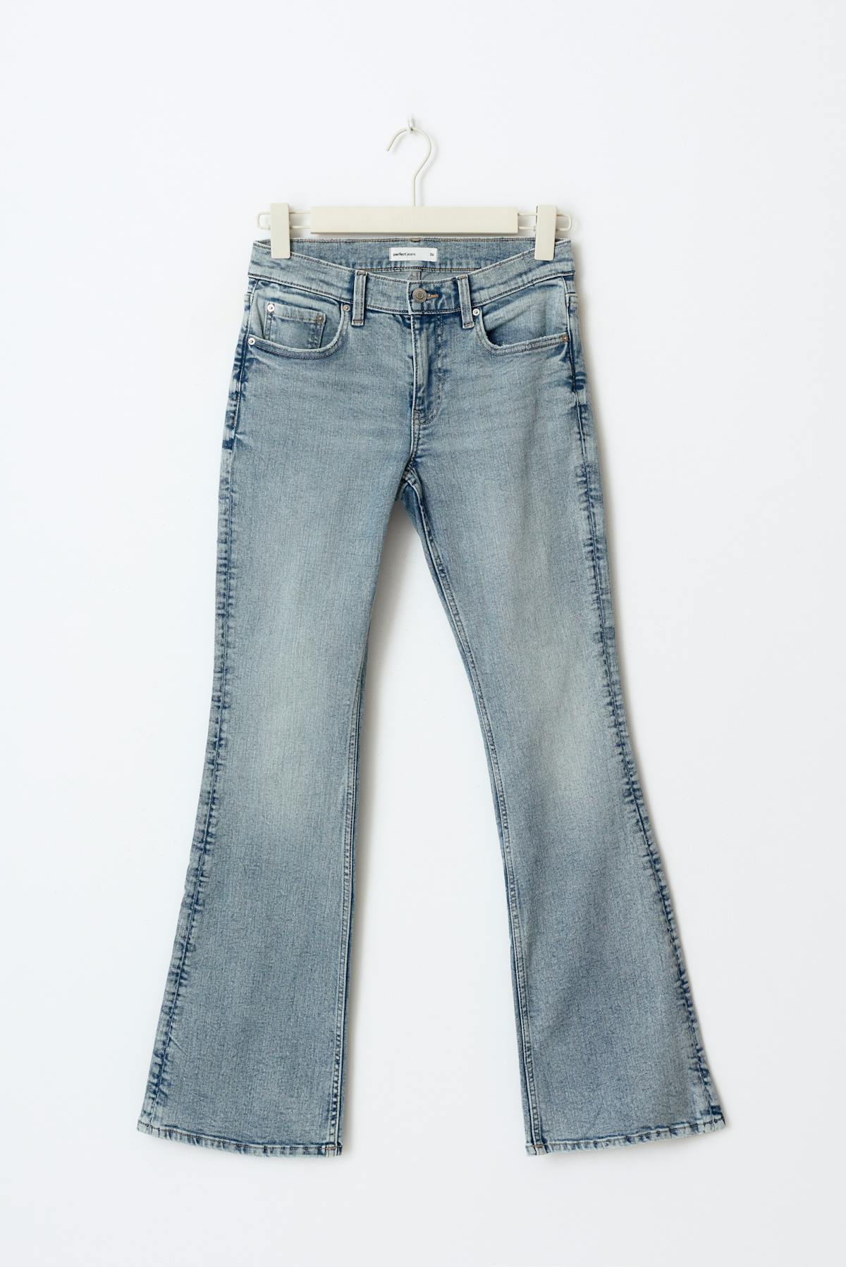 Low waist bootcut jeans
