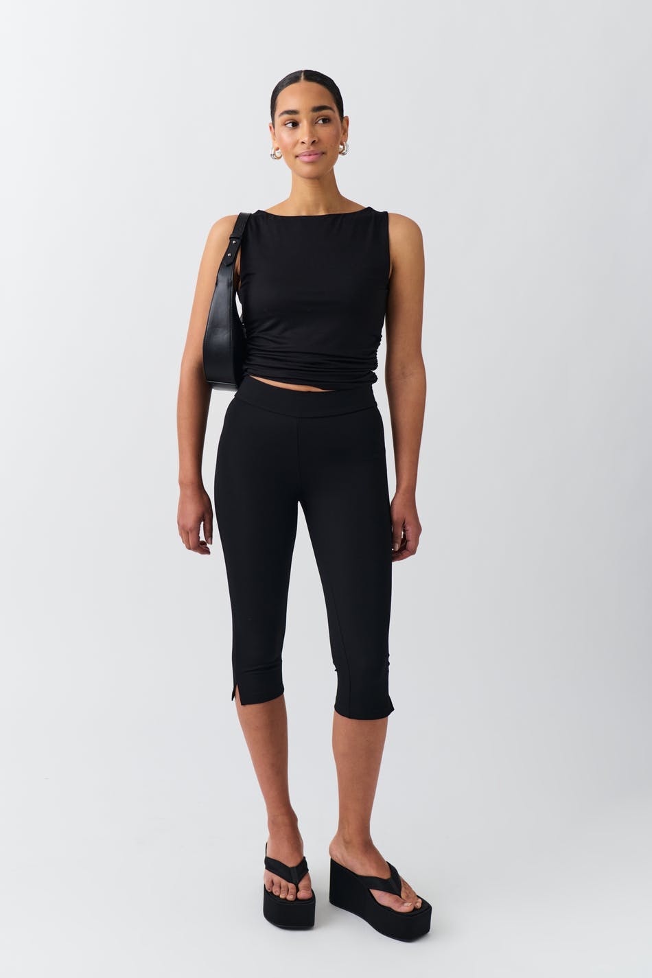 capri trousers