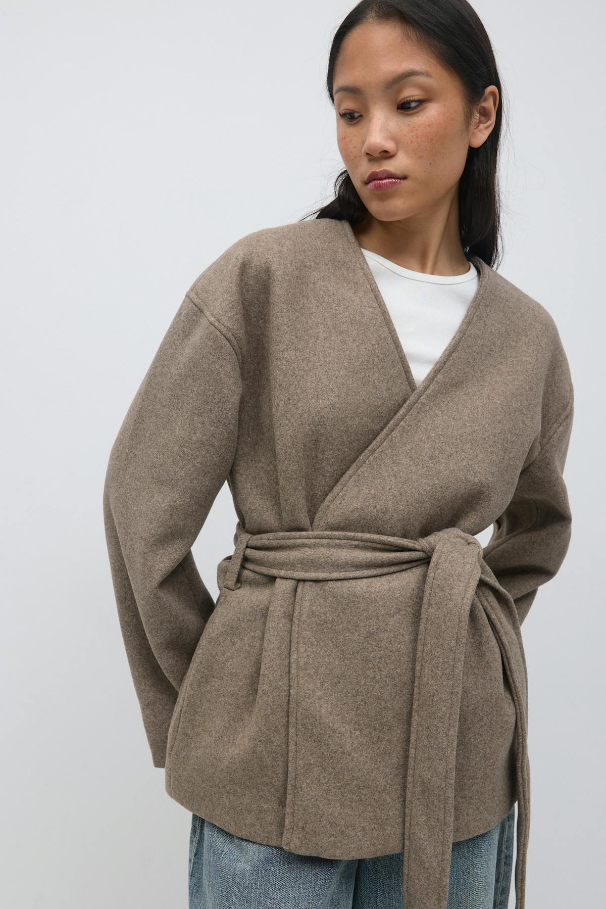 Belted short coat