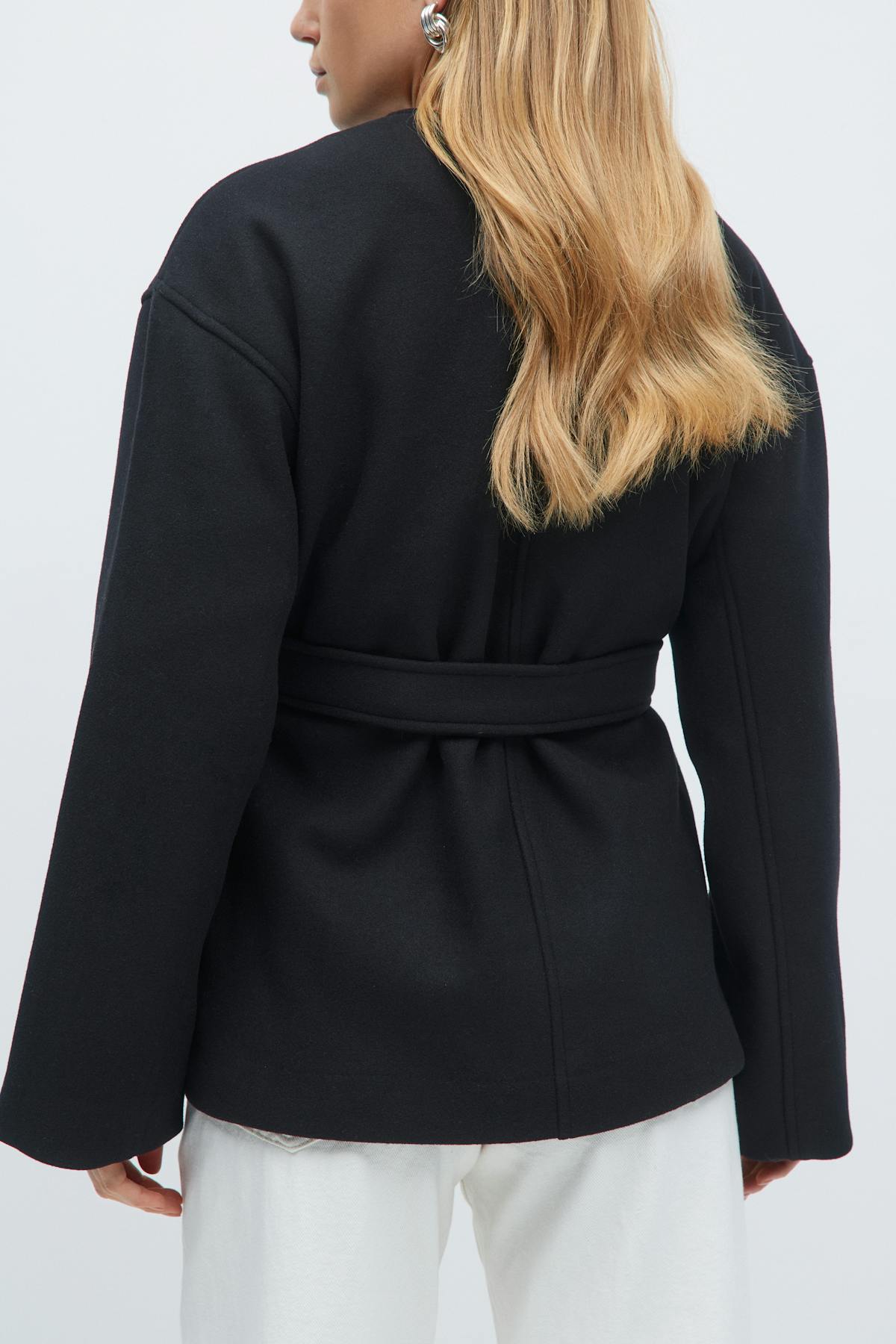 Belted short coat