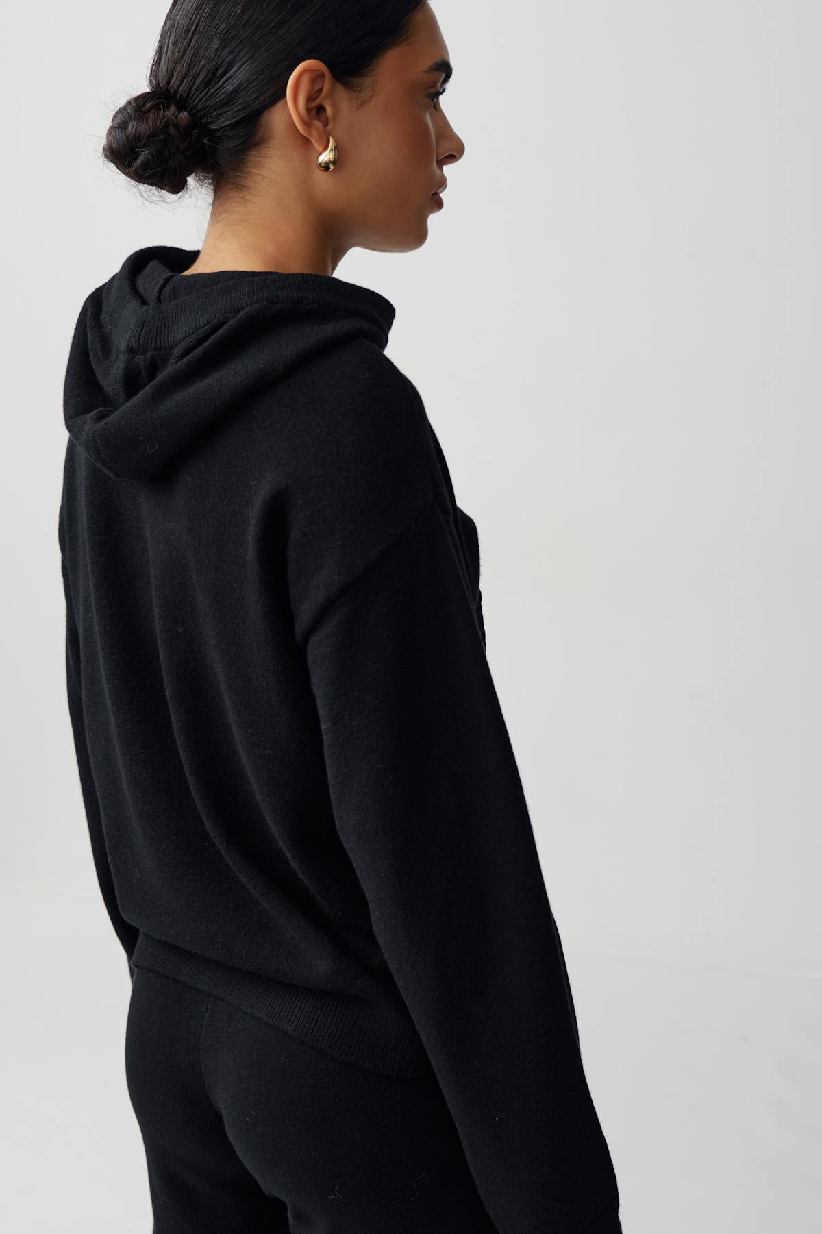 Knitted hoodie