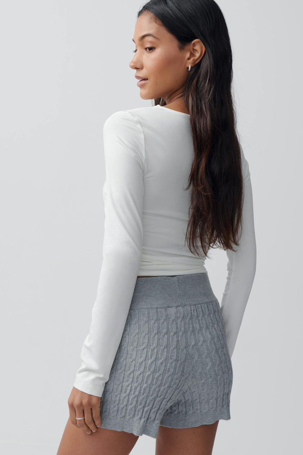 Cable knitted shorts