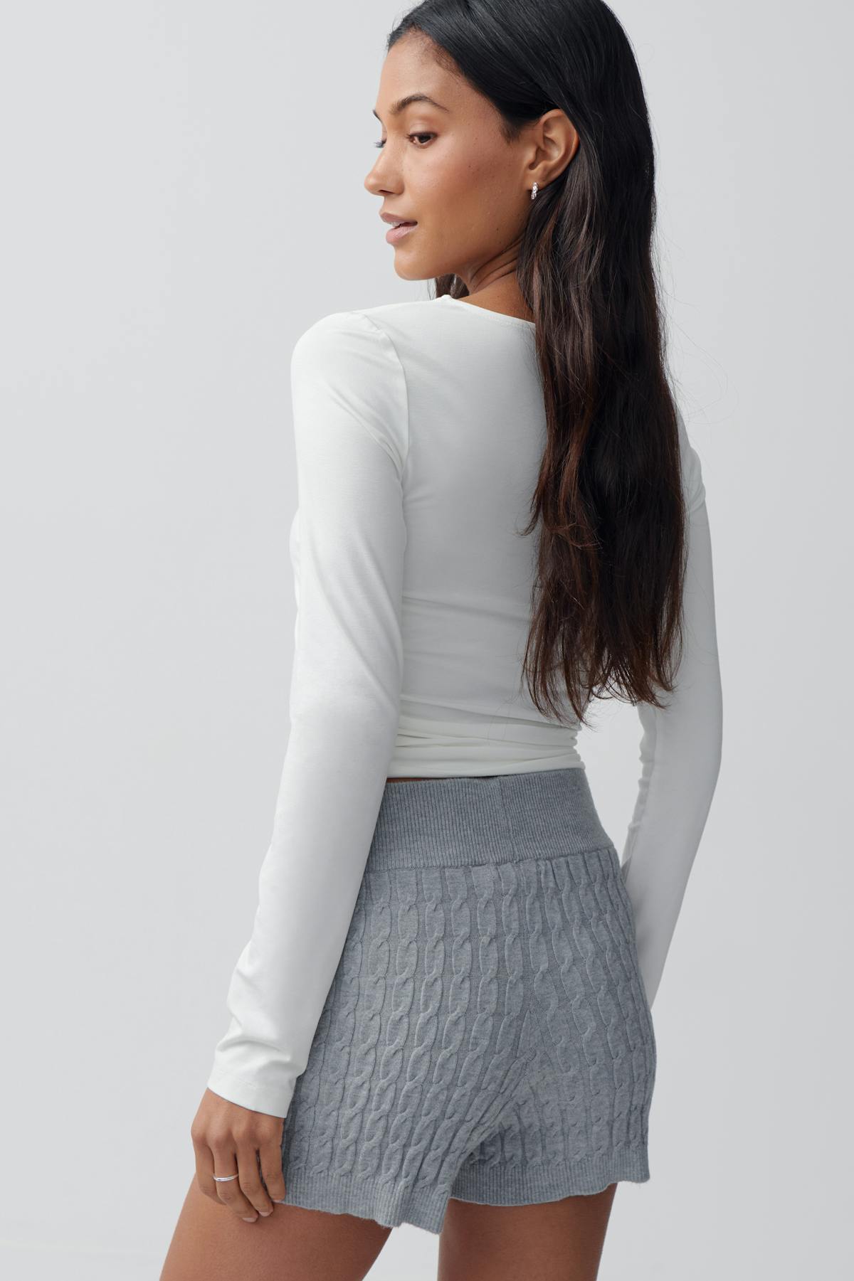 Cable knitted shorts