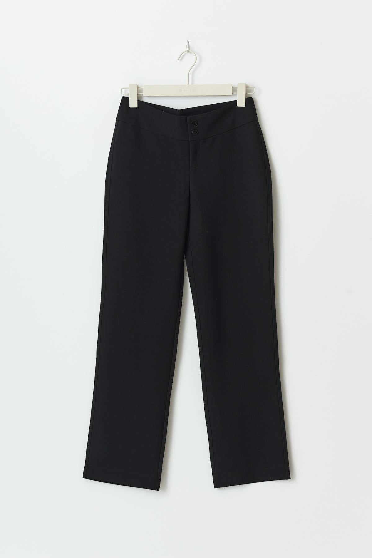 Low straight trousers