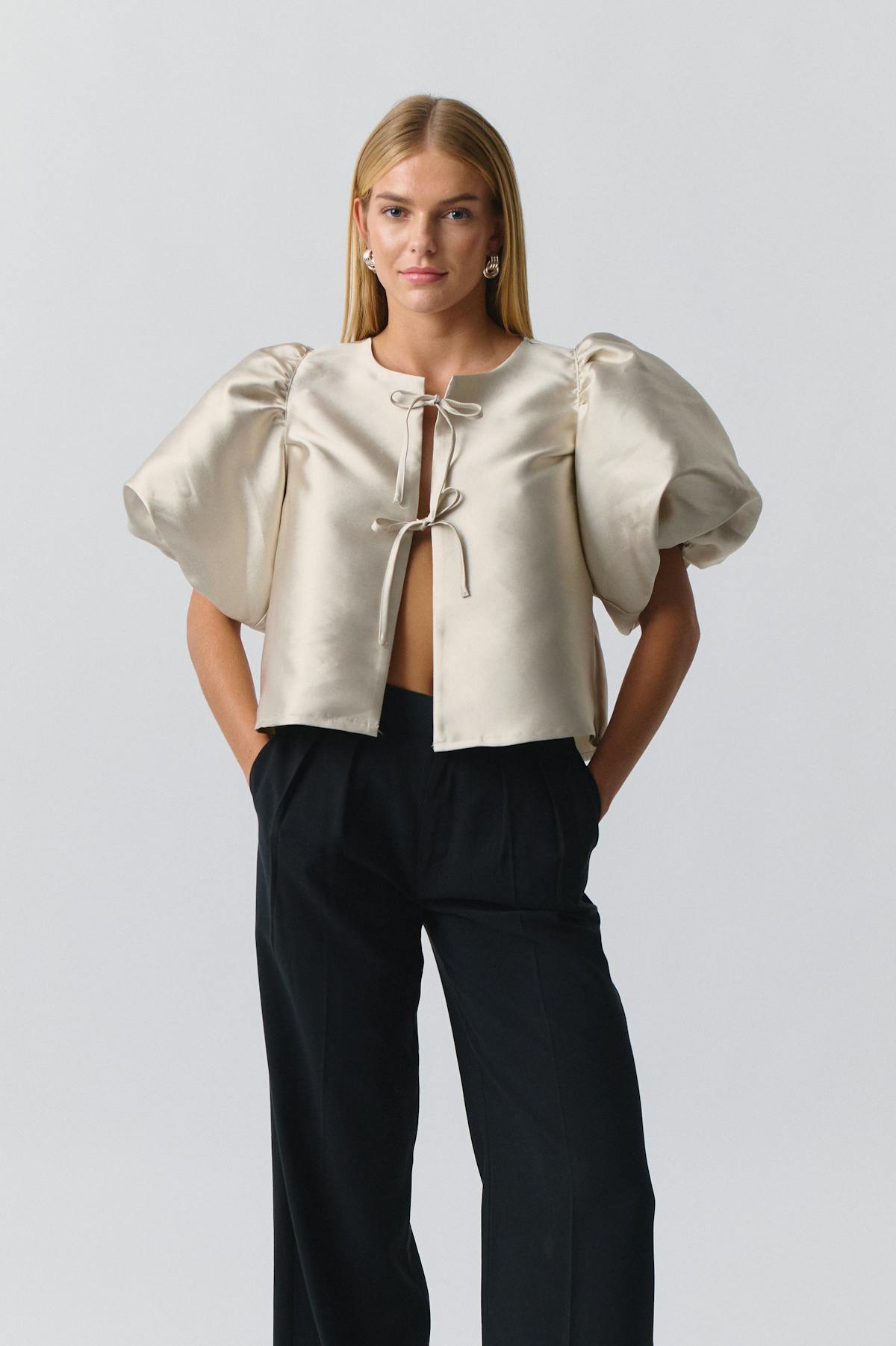 Puff sleeve blouse