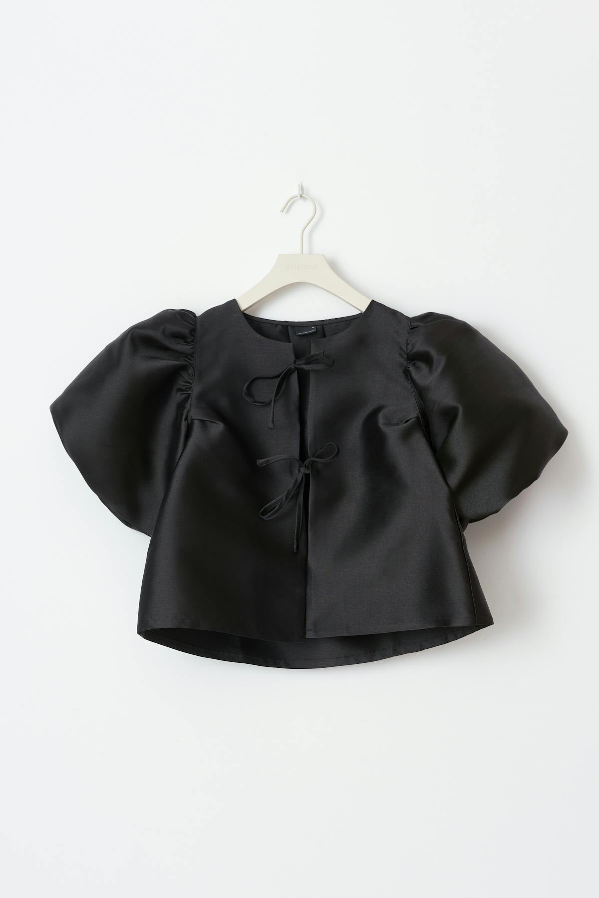 Puff sleeve blouse