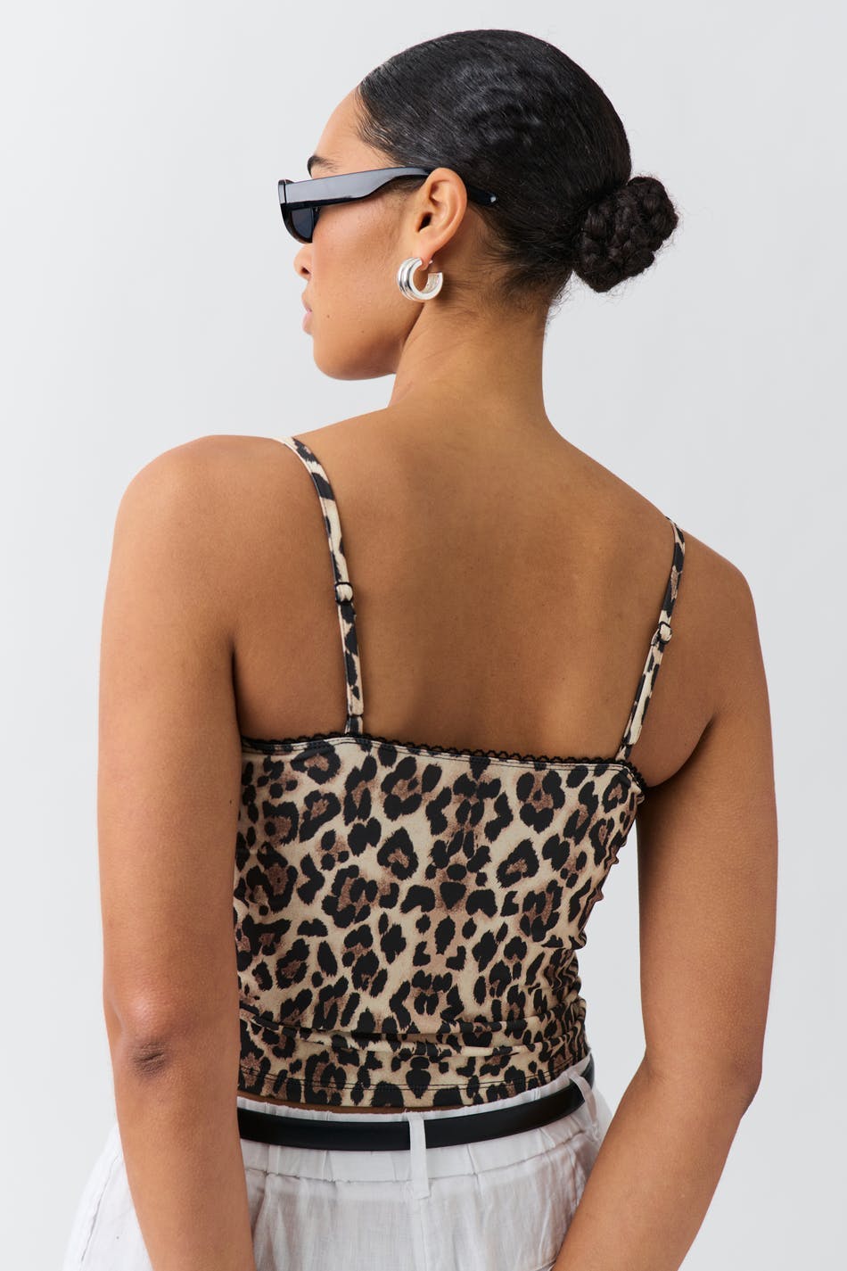 Bow singlet