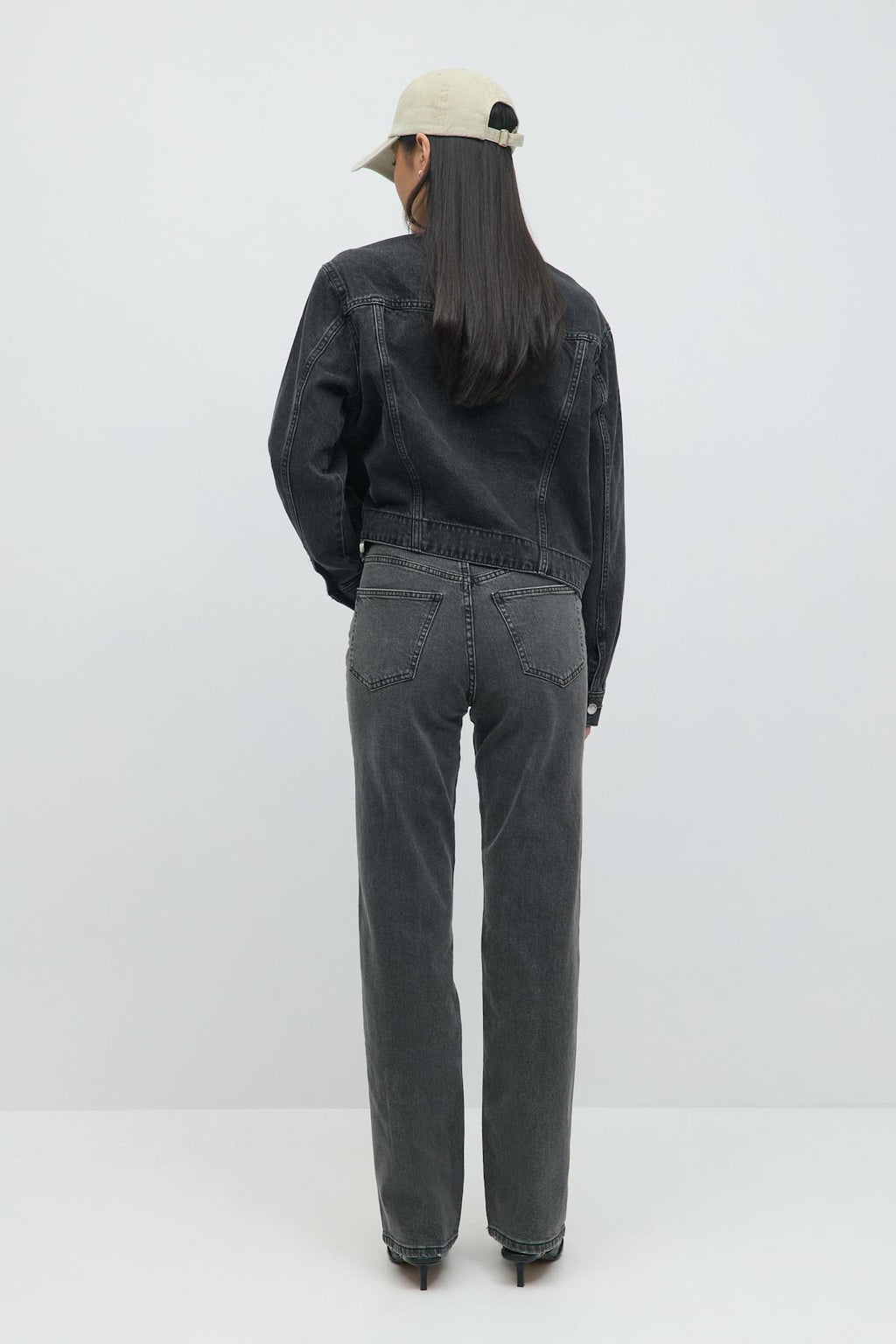 High straight jeans