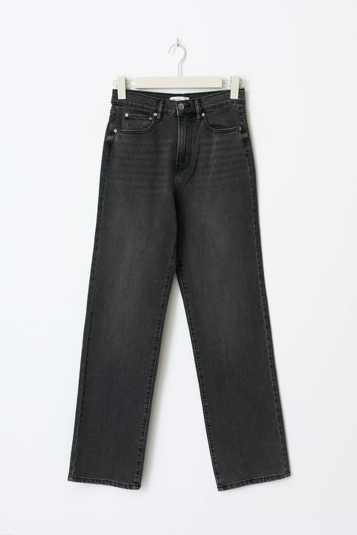High straight jeans