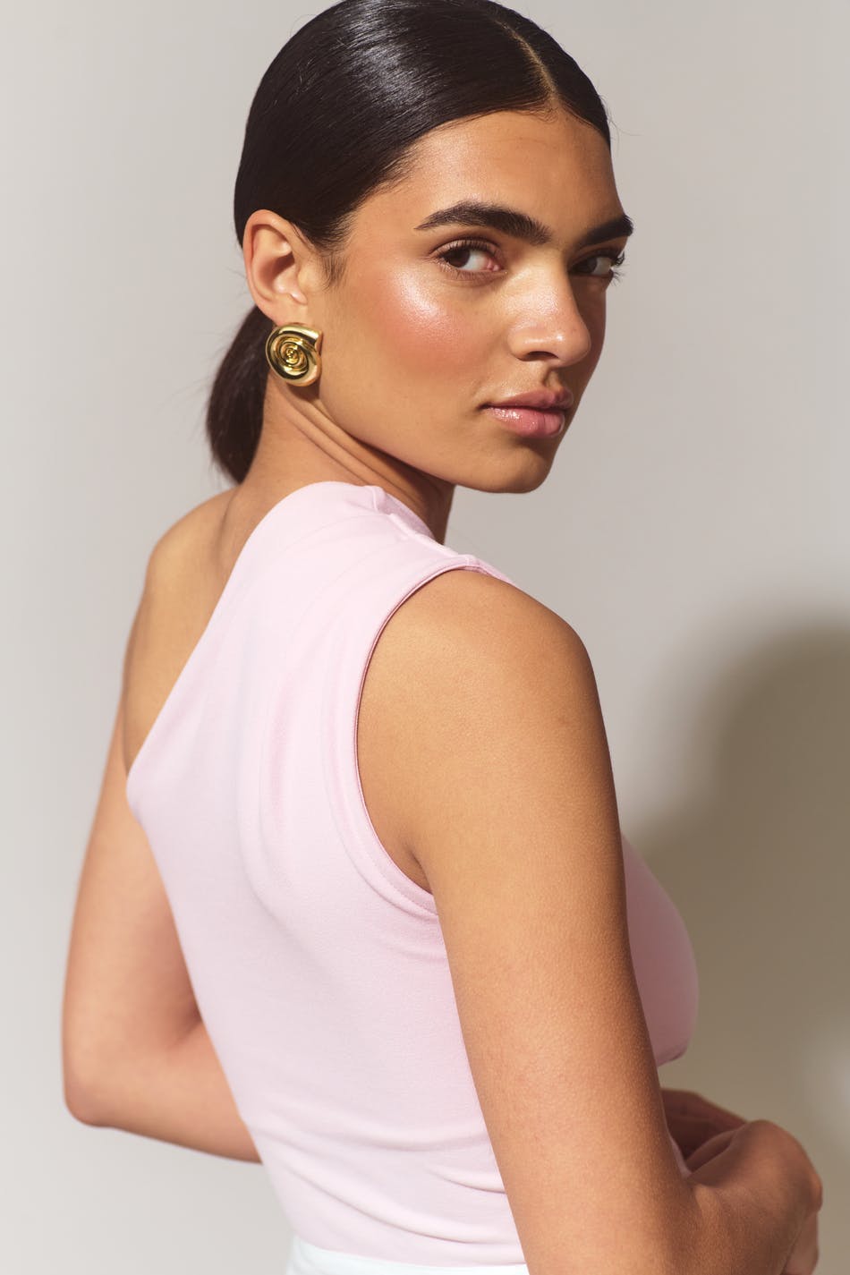 One shoulder drapy top