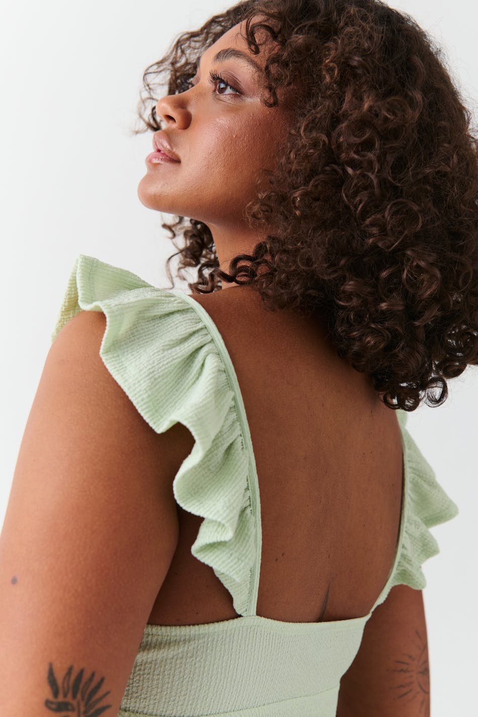 Frill singlet